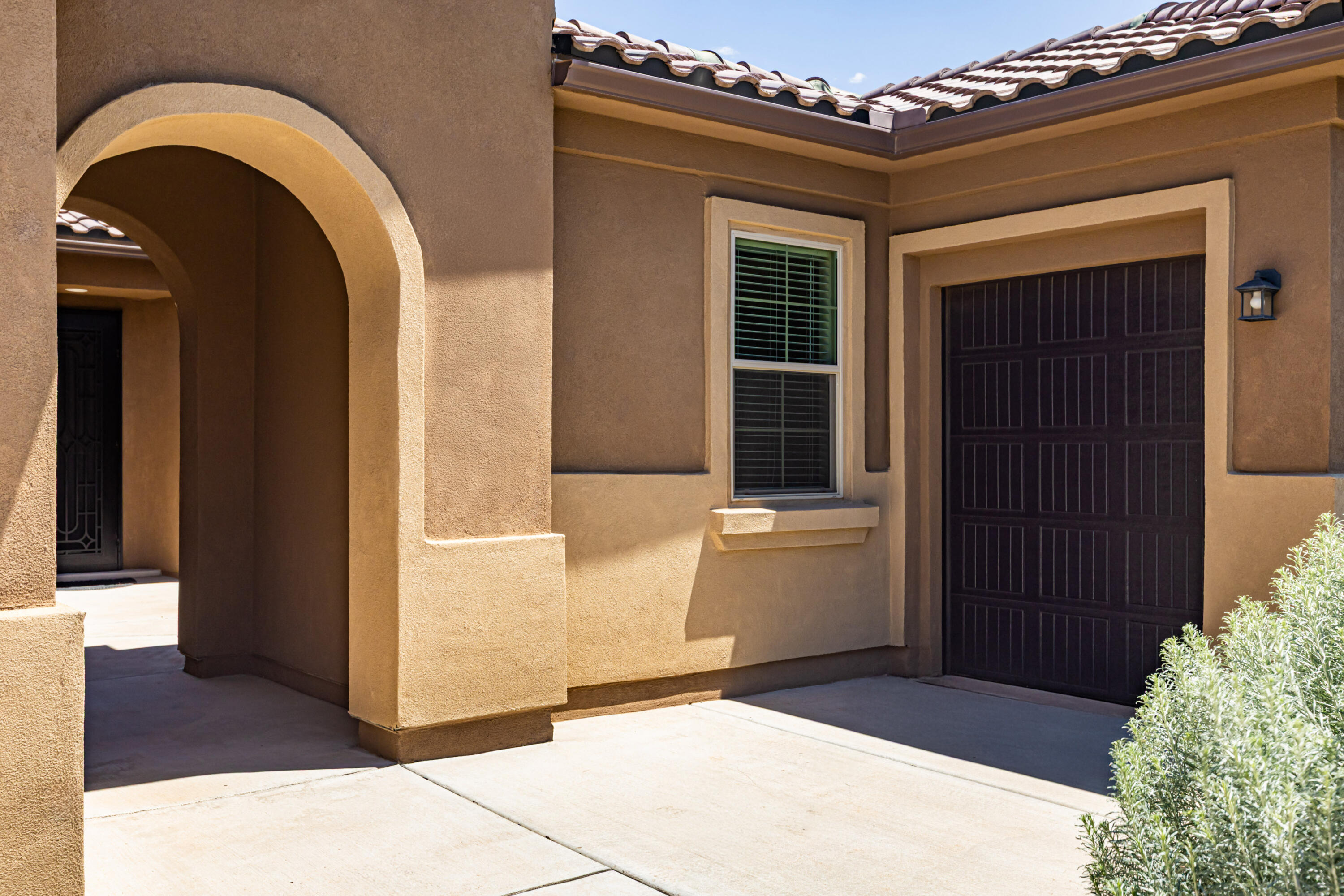 2300 Chuckwalla Spring Trail NW
