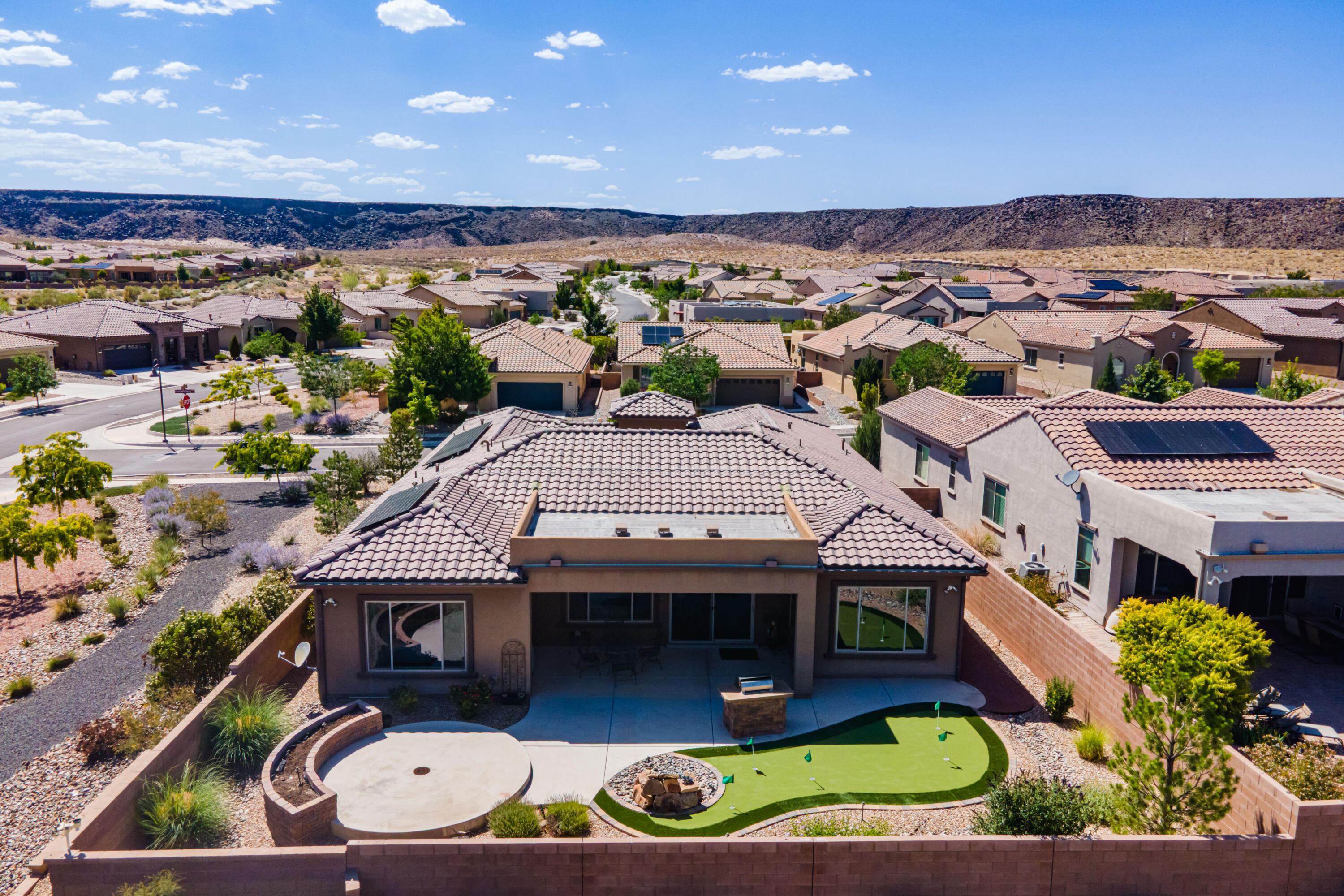 2300 Chuckwalla Spring Trail NW