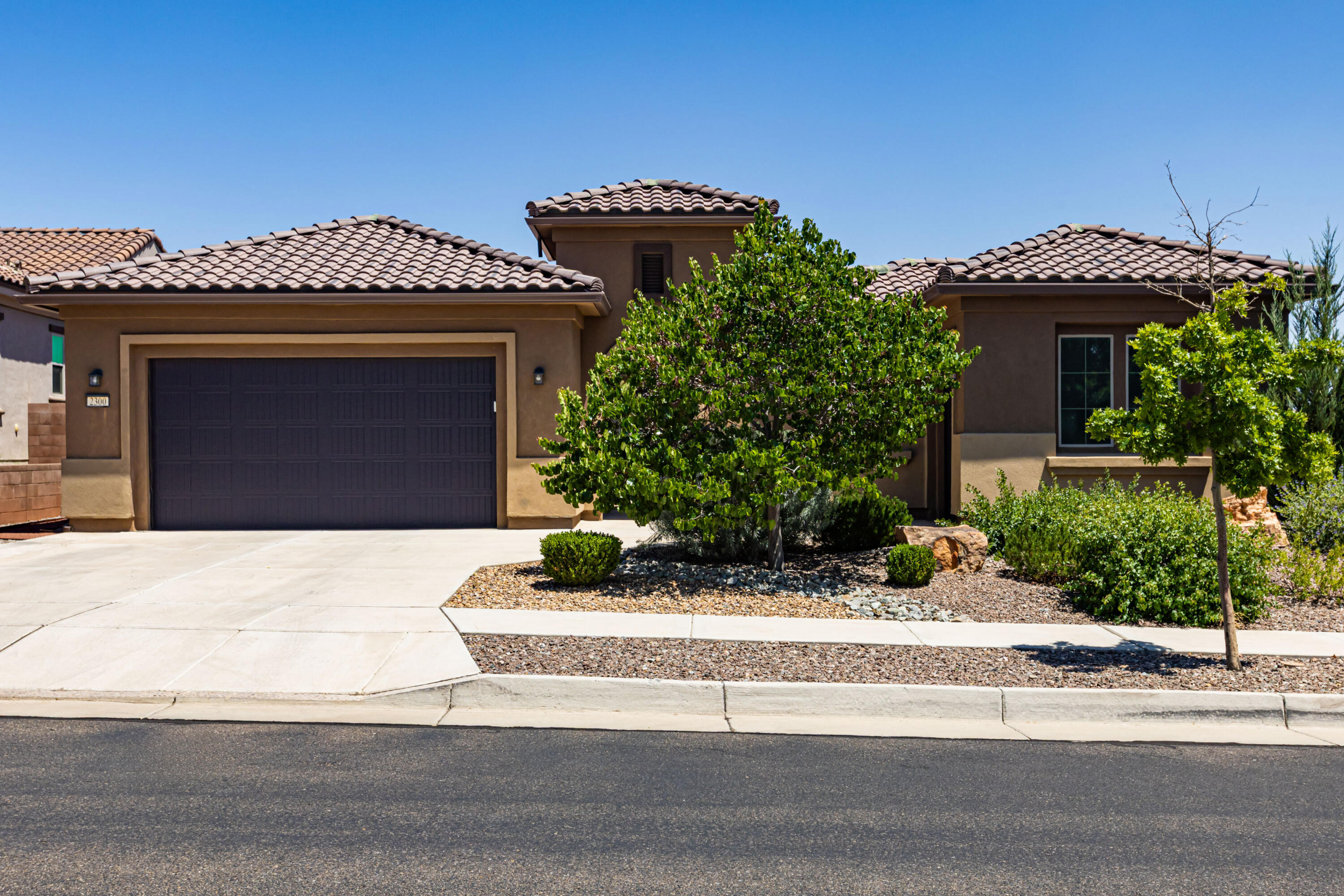 2300 Chuckwalla Spring Trail NW
