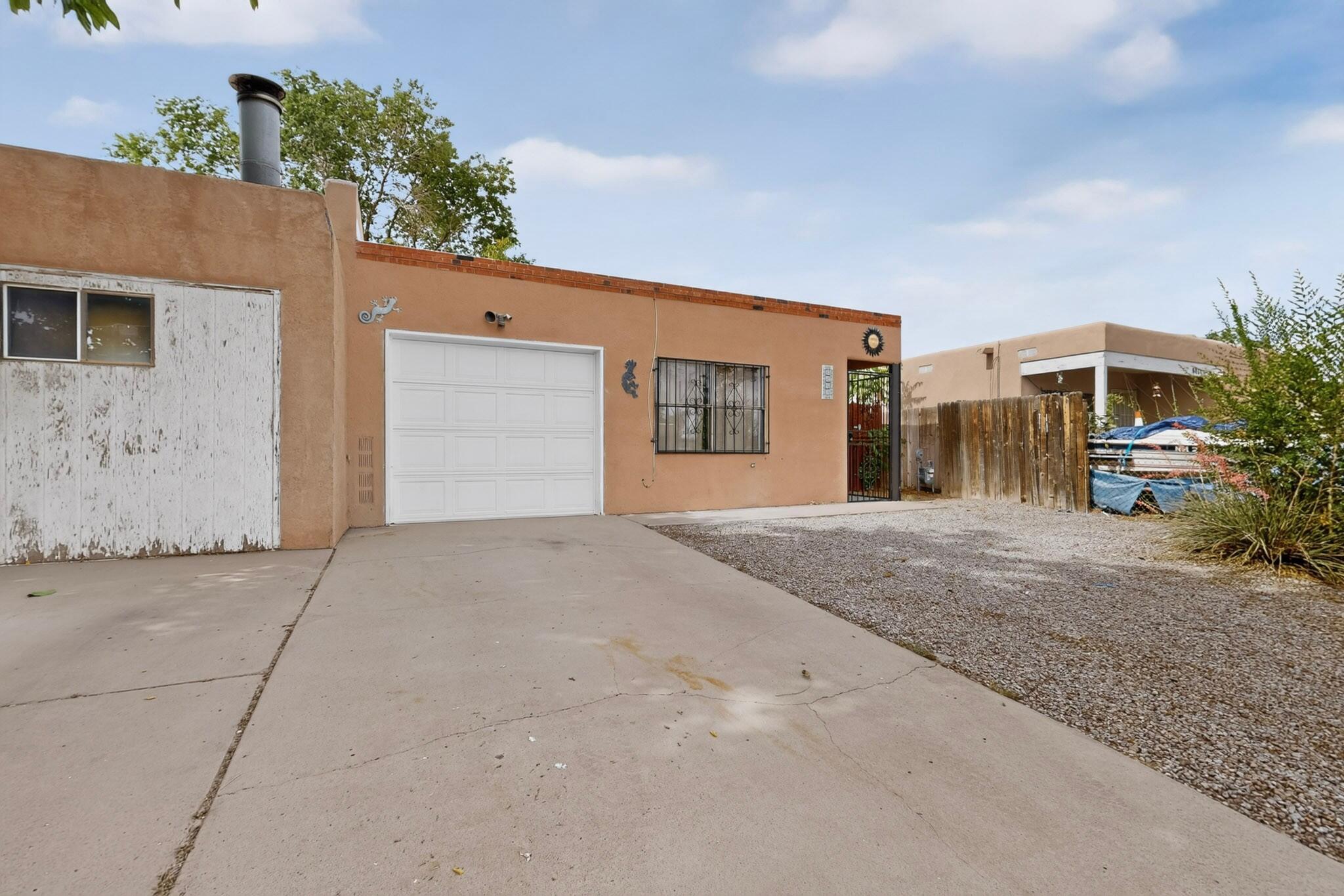 6035 Staubach Avenue NW