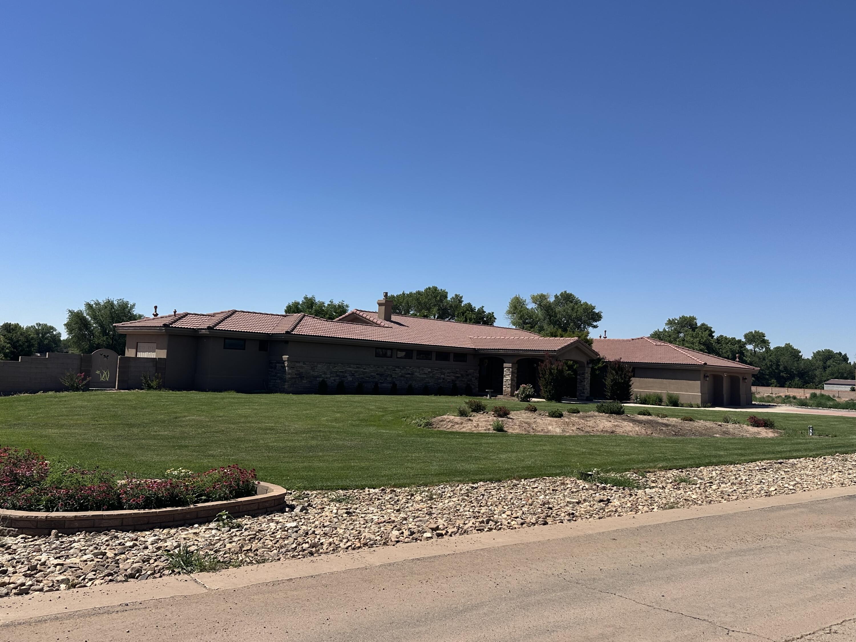 15 Leibel Court