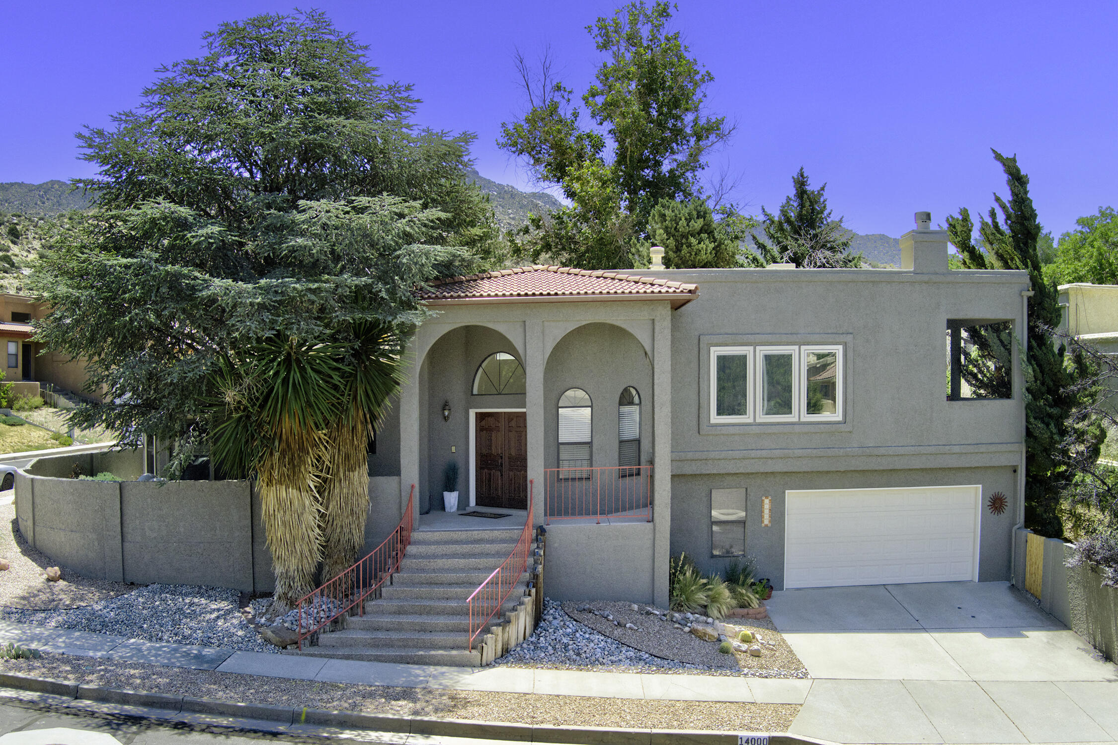 14000 Villa Sandia Place NE