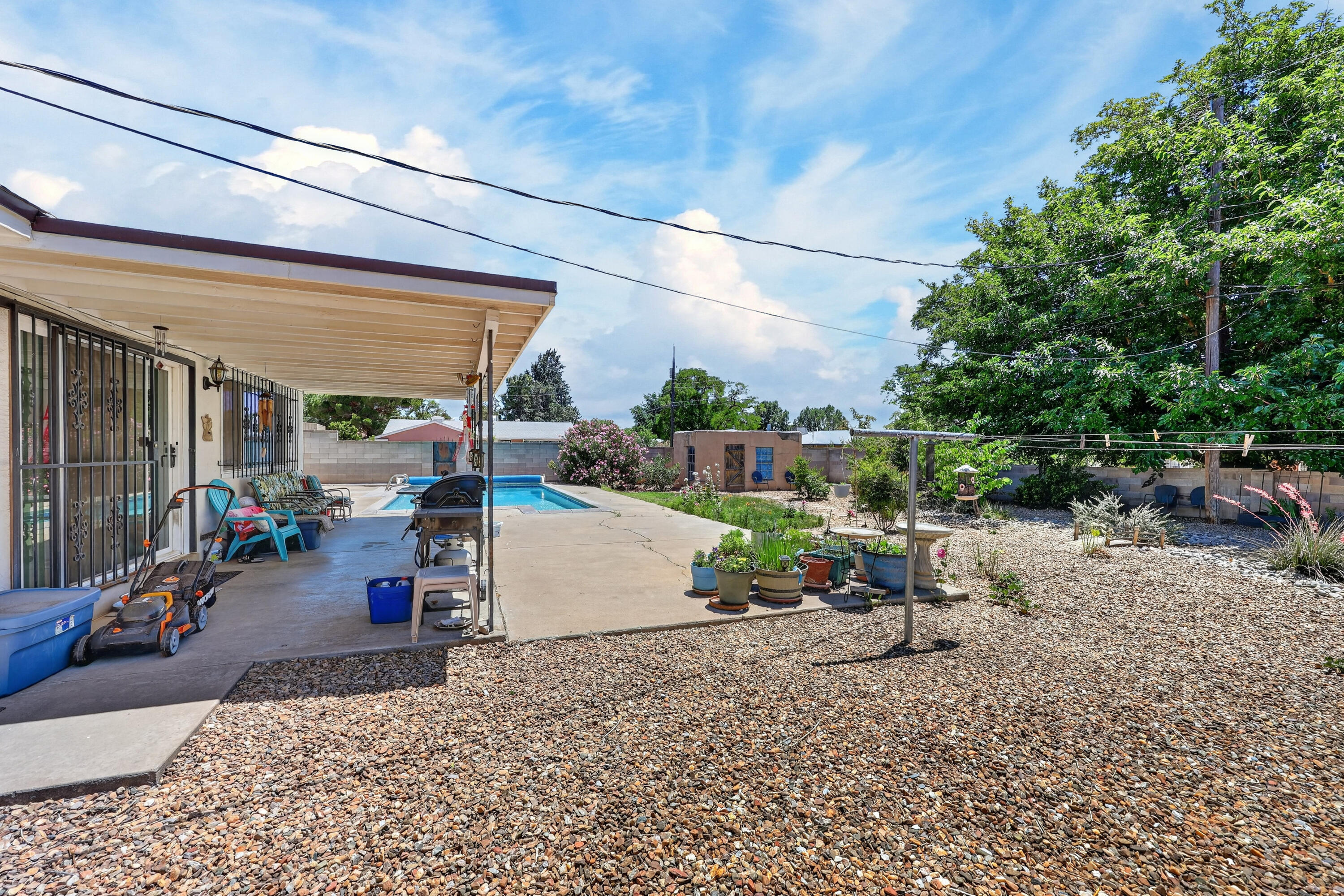 3901 Madeira Drive NE