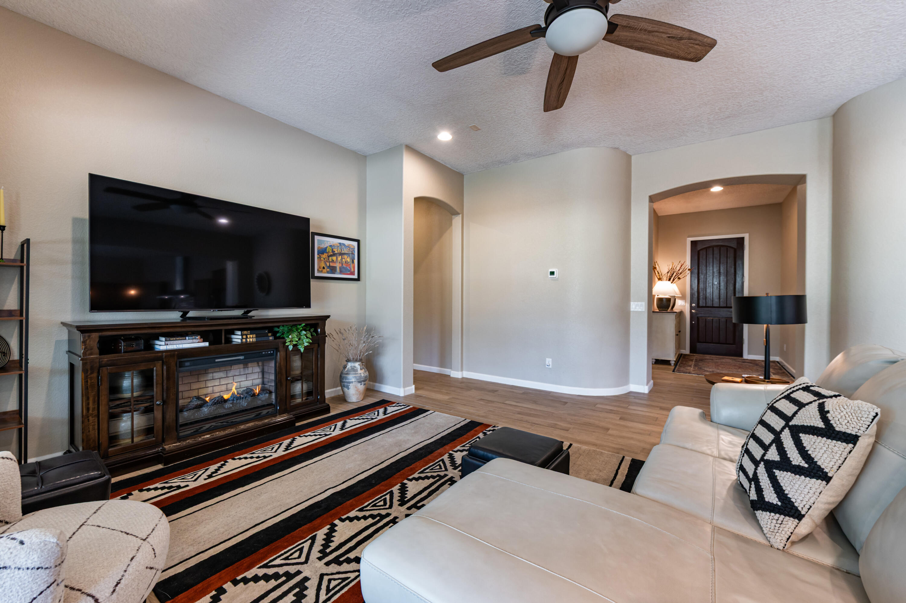 1905 Pebble Creek Trail NW
