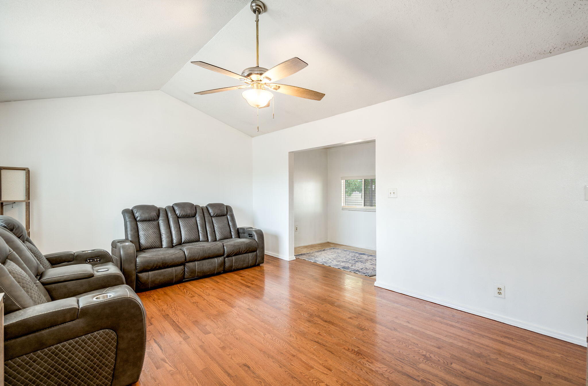 143 Pecos Loop SE