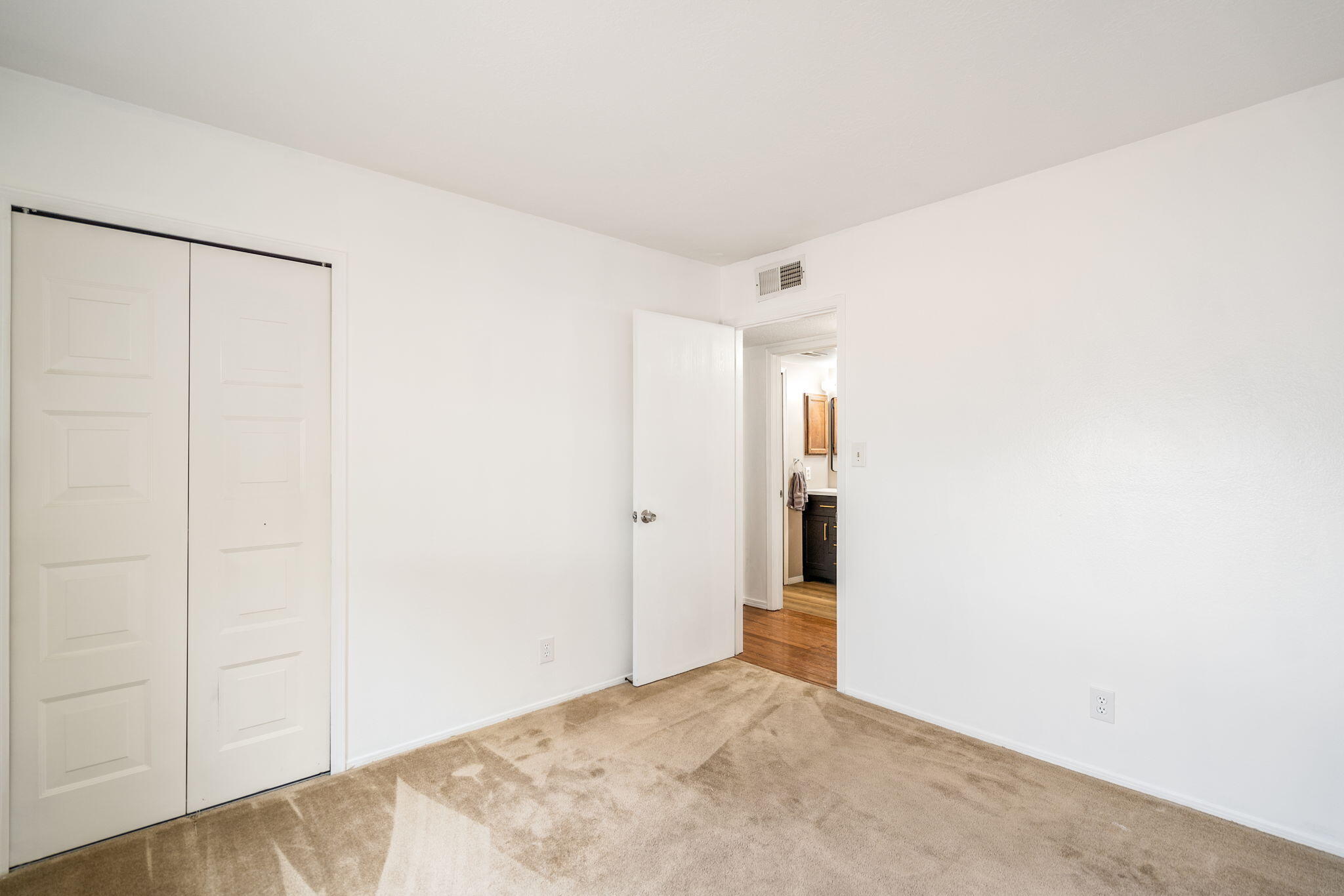 143 Pecos Loop SE