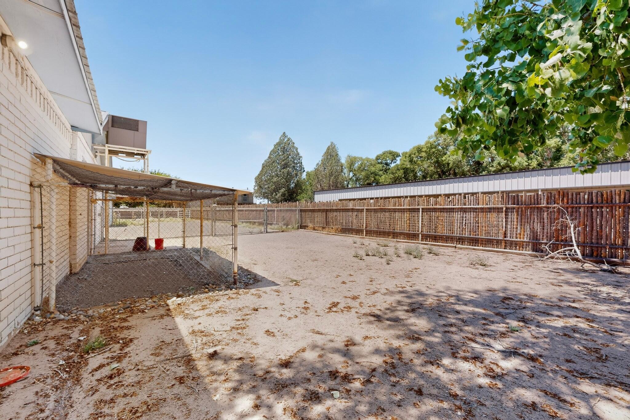 655 Country Lane