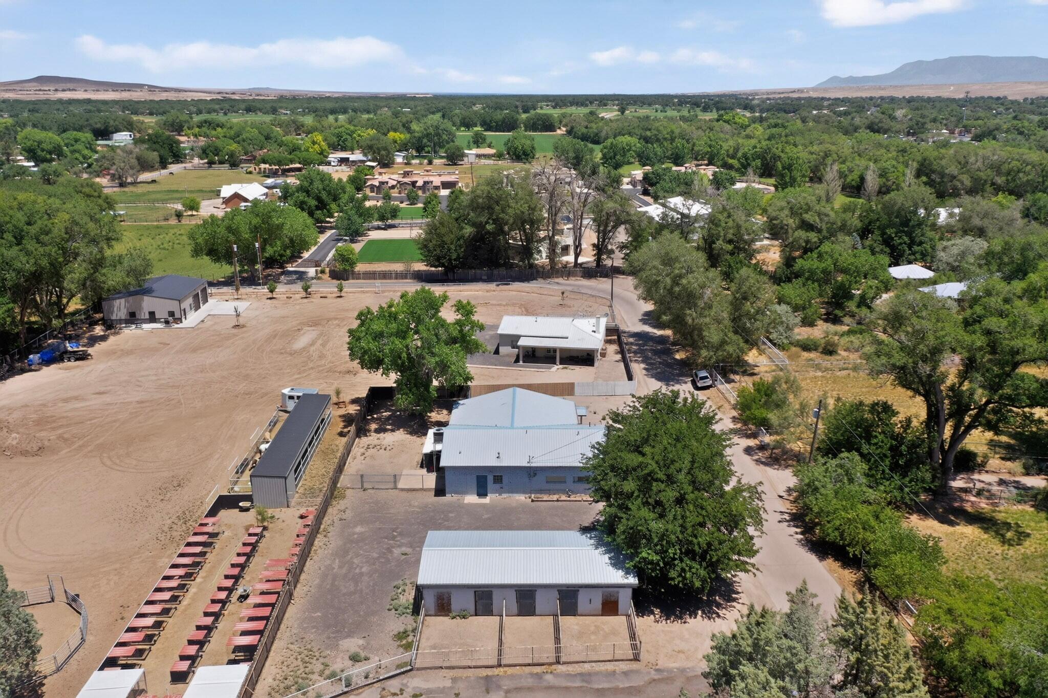 655 Country Lane
