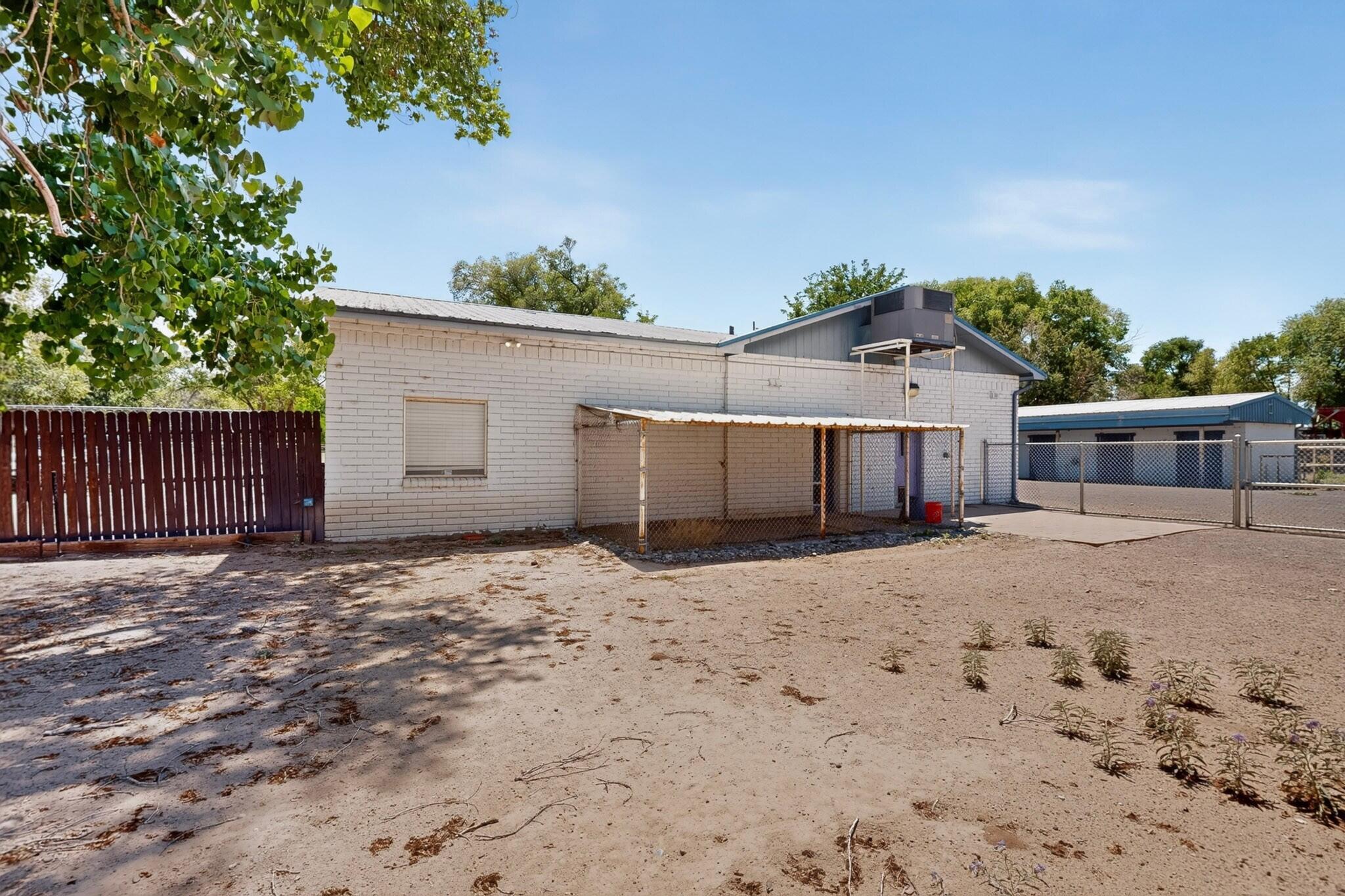 655 Country Lane