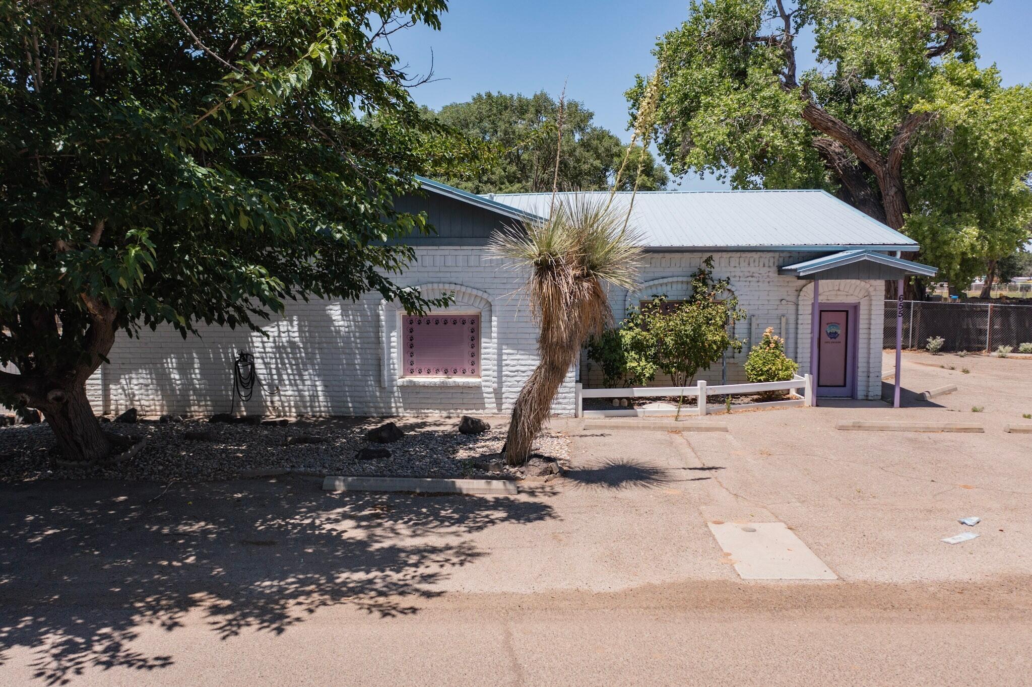 655 Country Lane