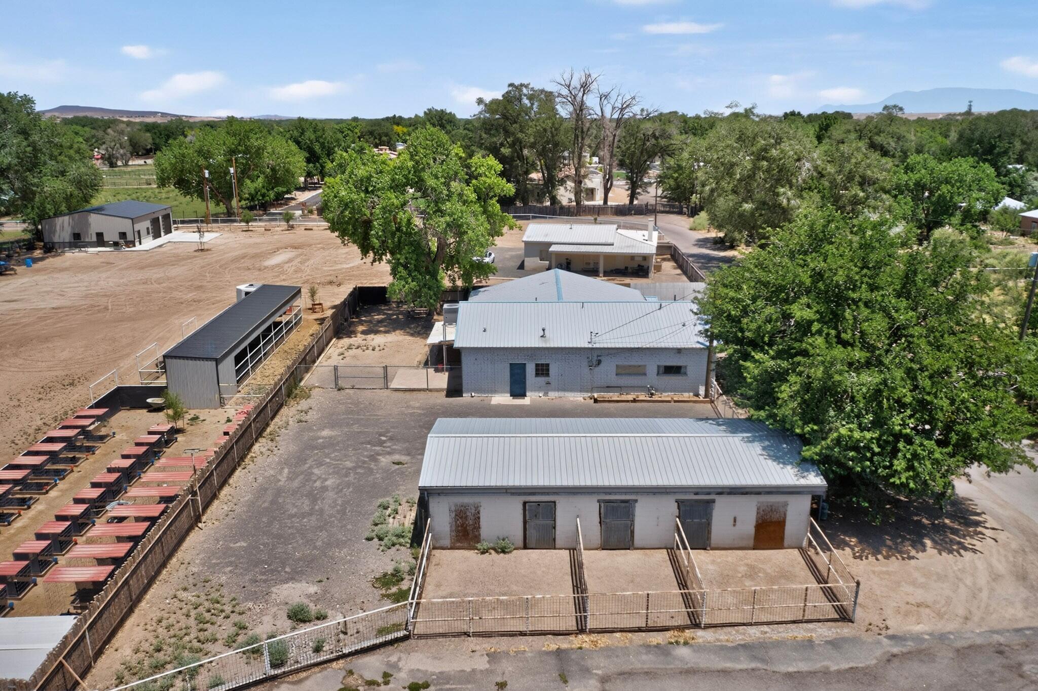 655 Country Lane