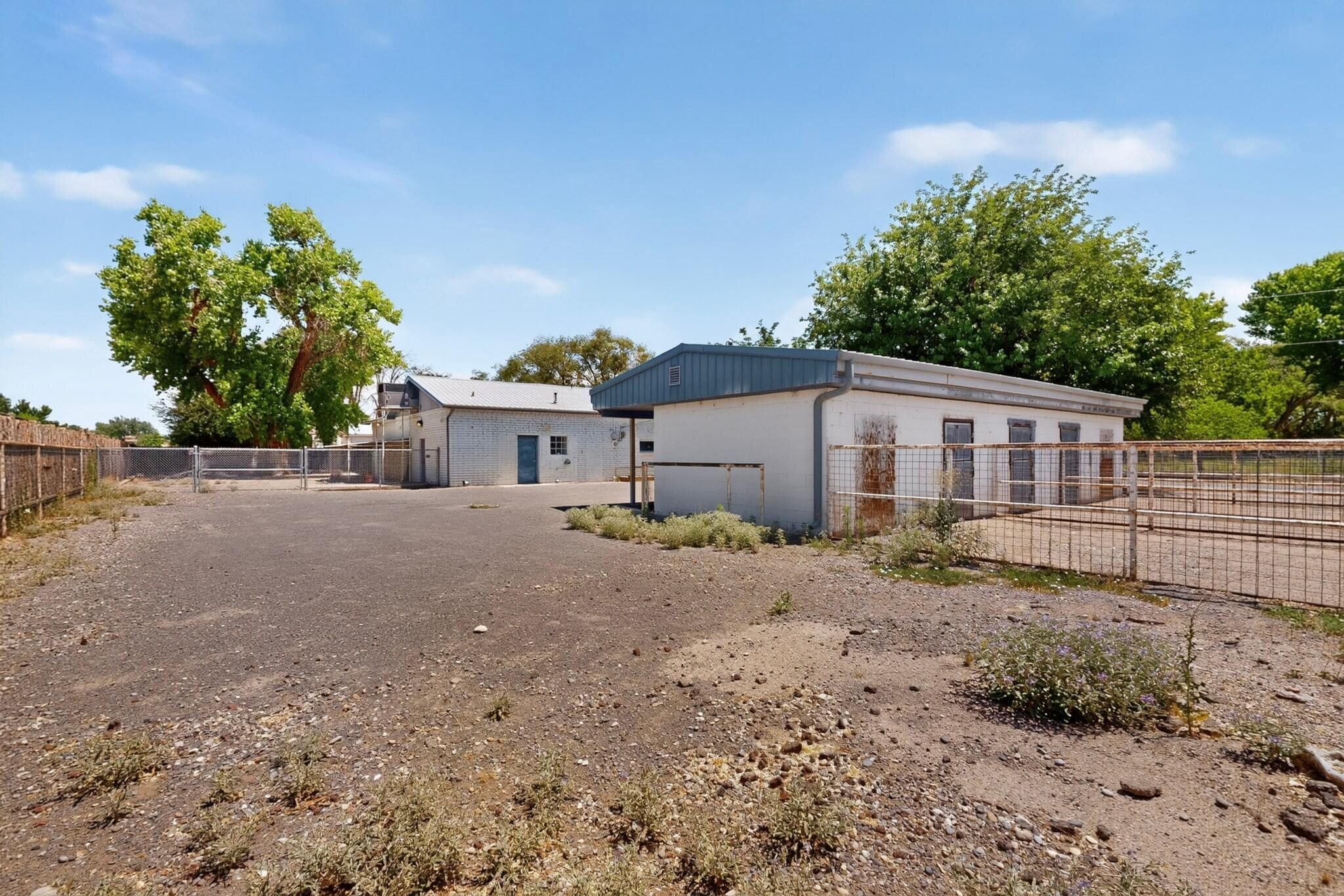 655 Country Lane