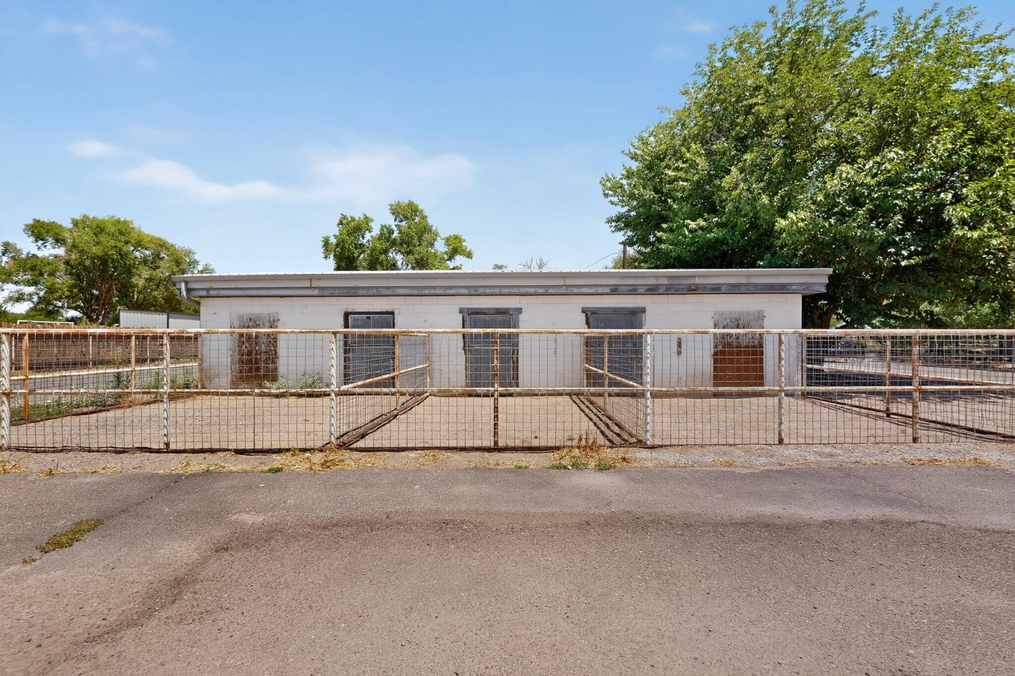 655 Country Lane