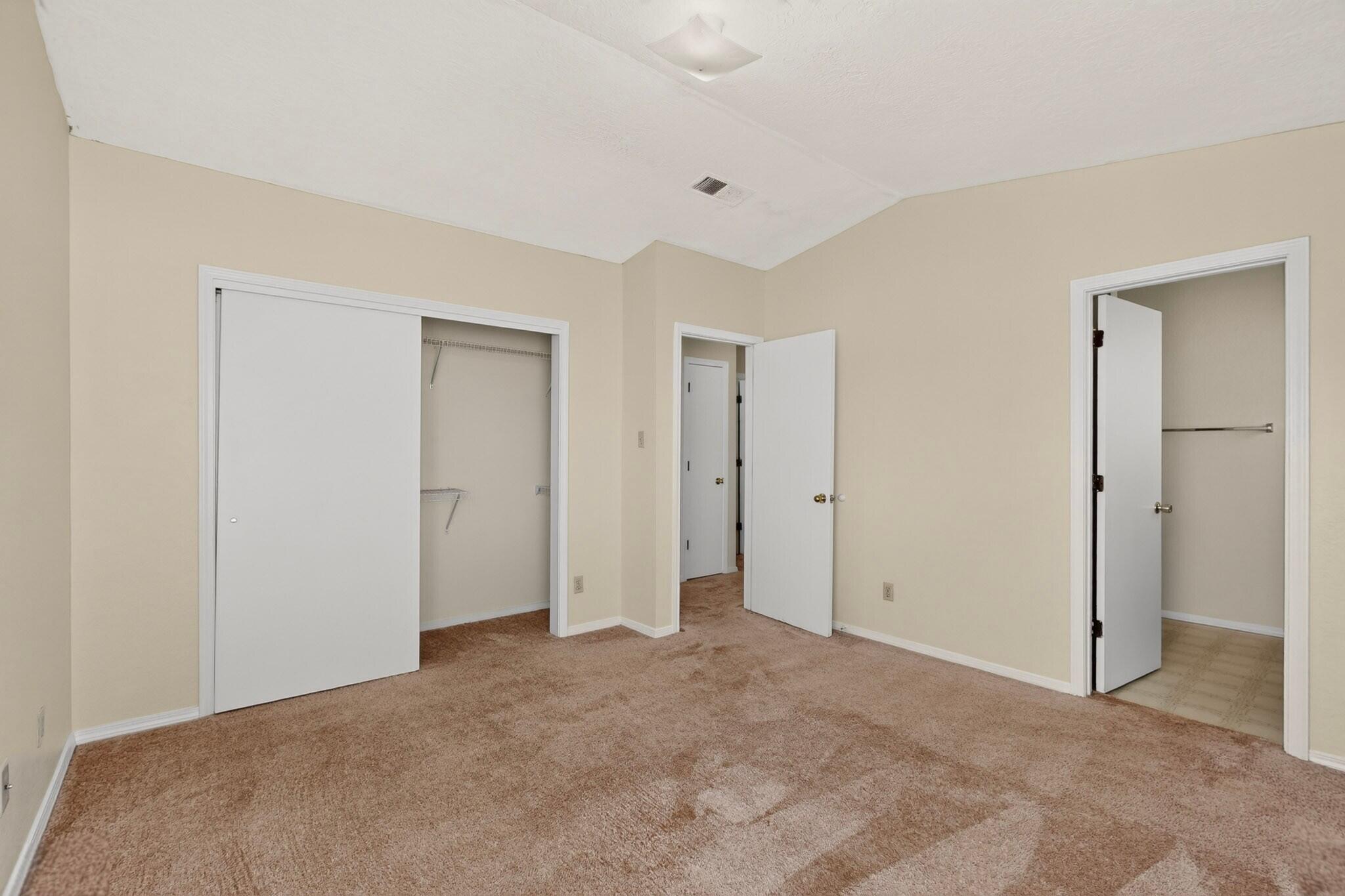 1954 Gomez Drive SW