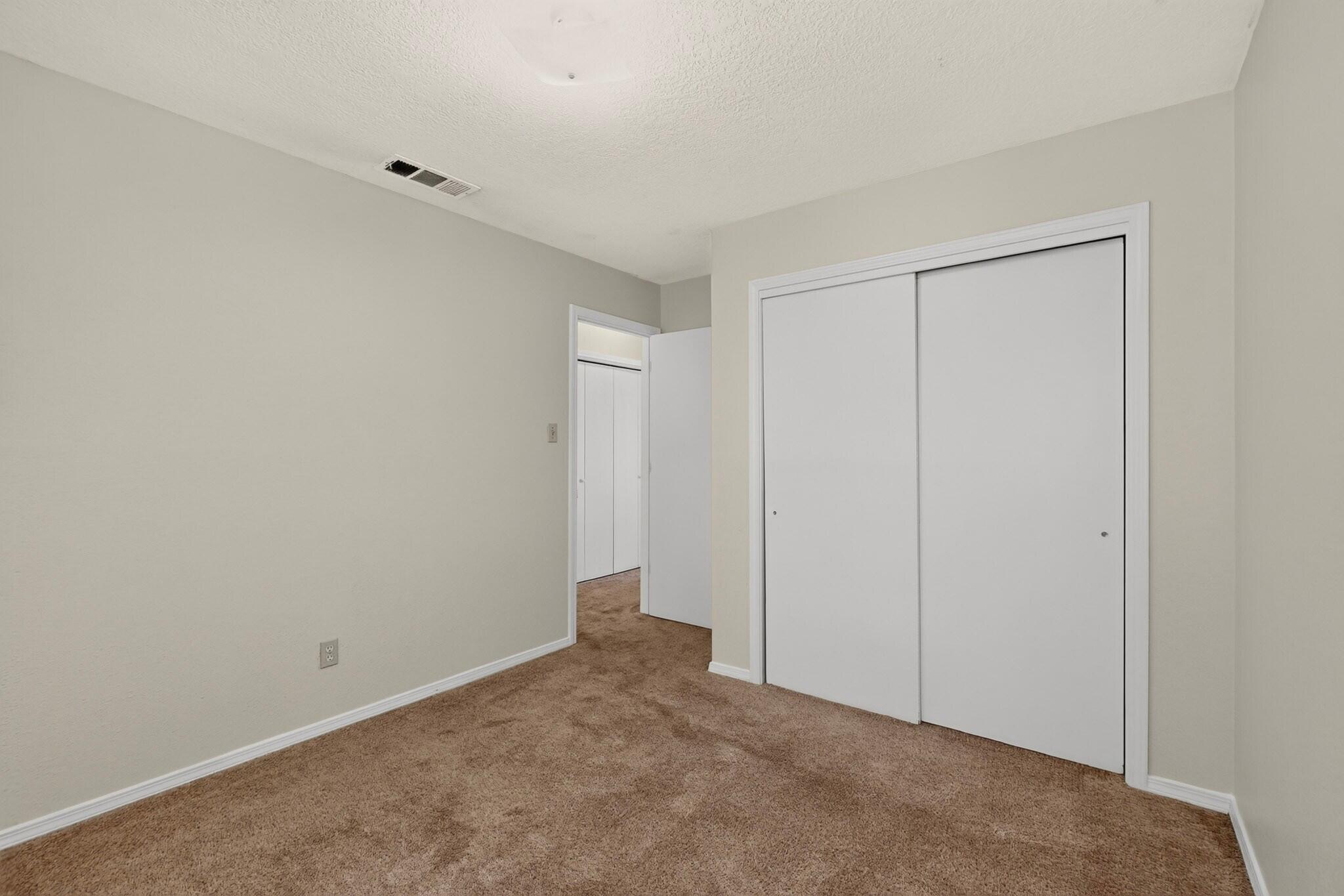 1954 Gomez Drive SW