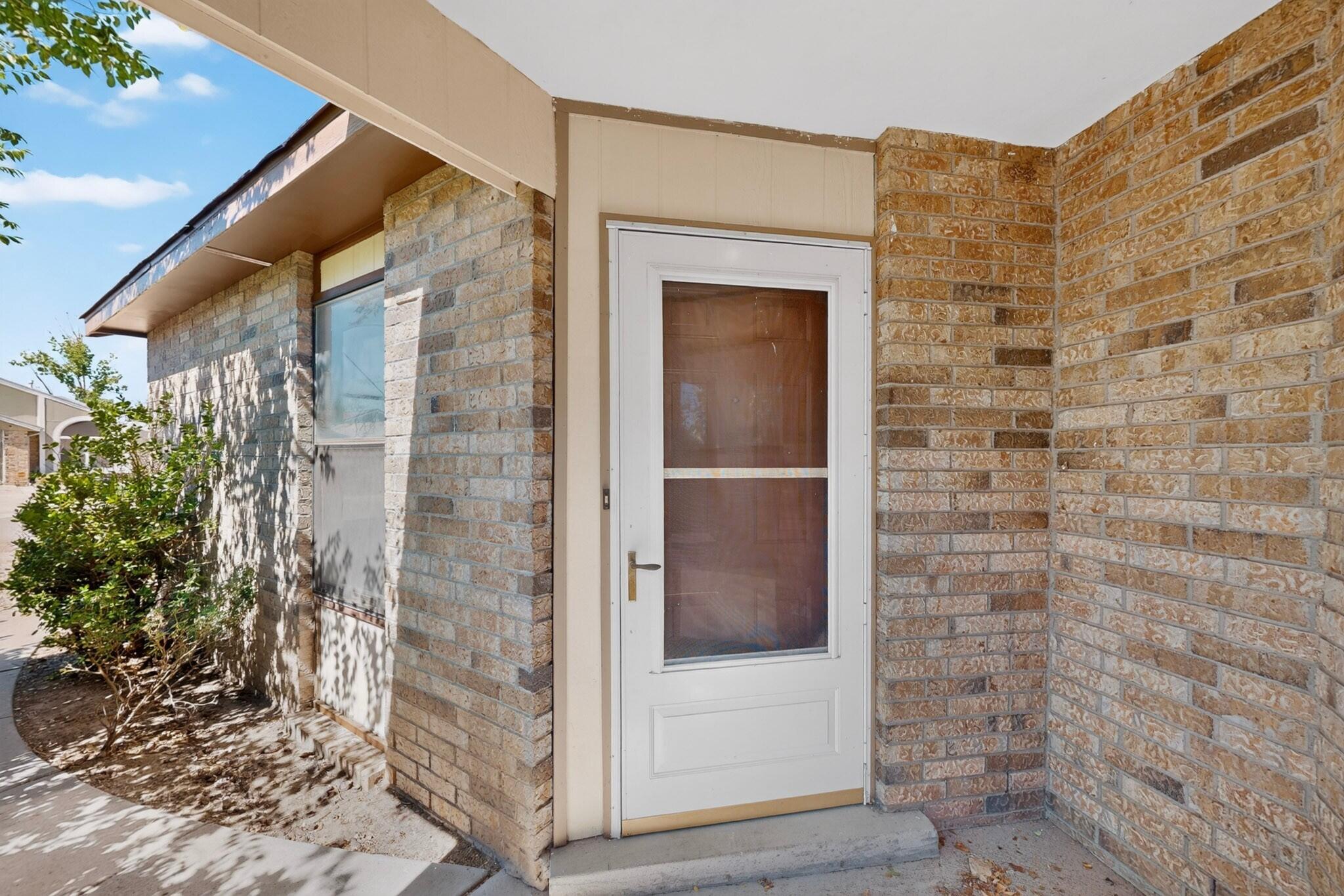 1954 Gomez Drive SW