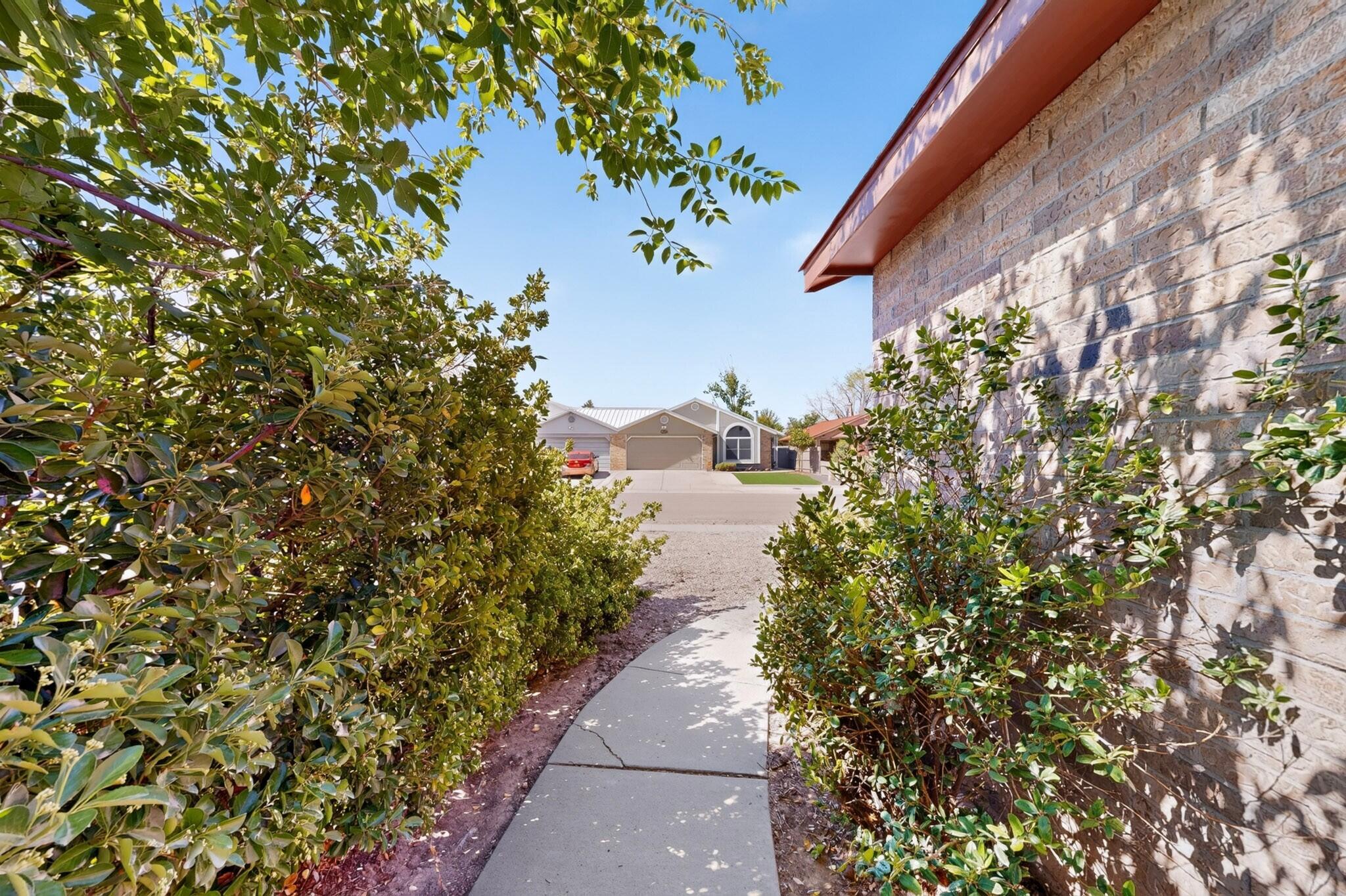 1954 Gomez Drive SW