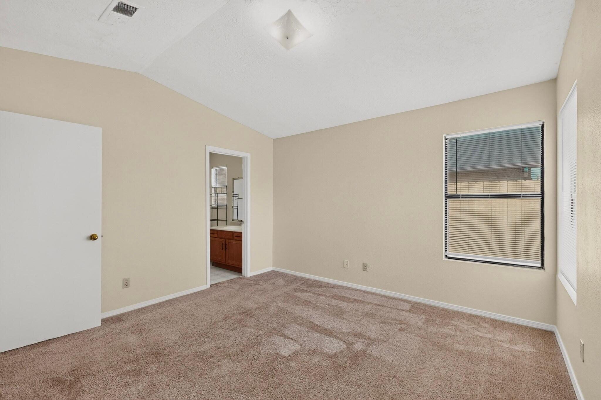 1954 Gomez Drive SW