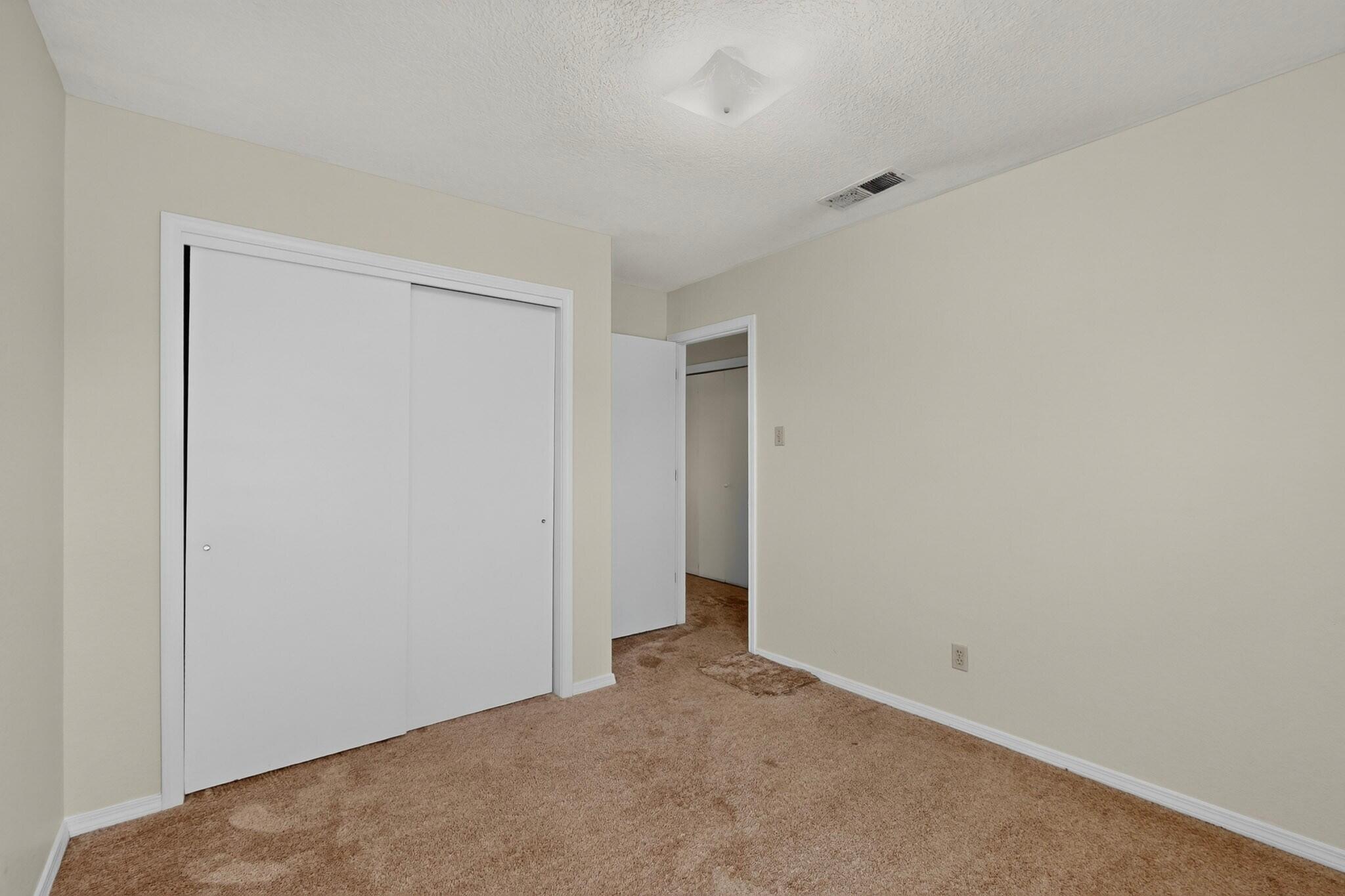 1954 Gomez Drive SW