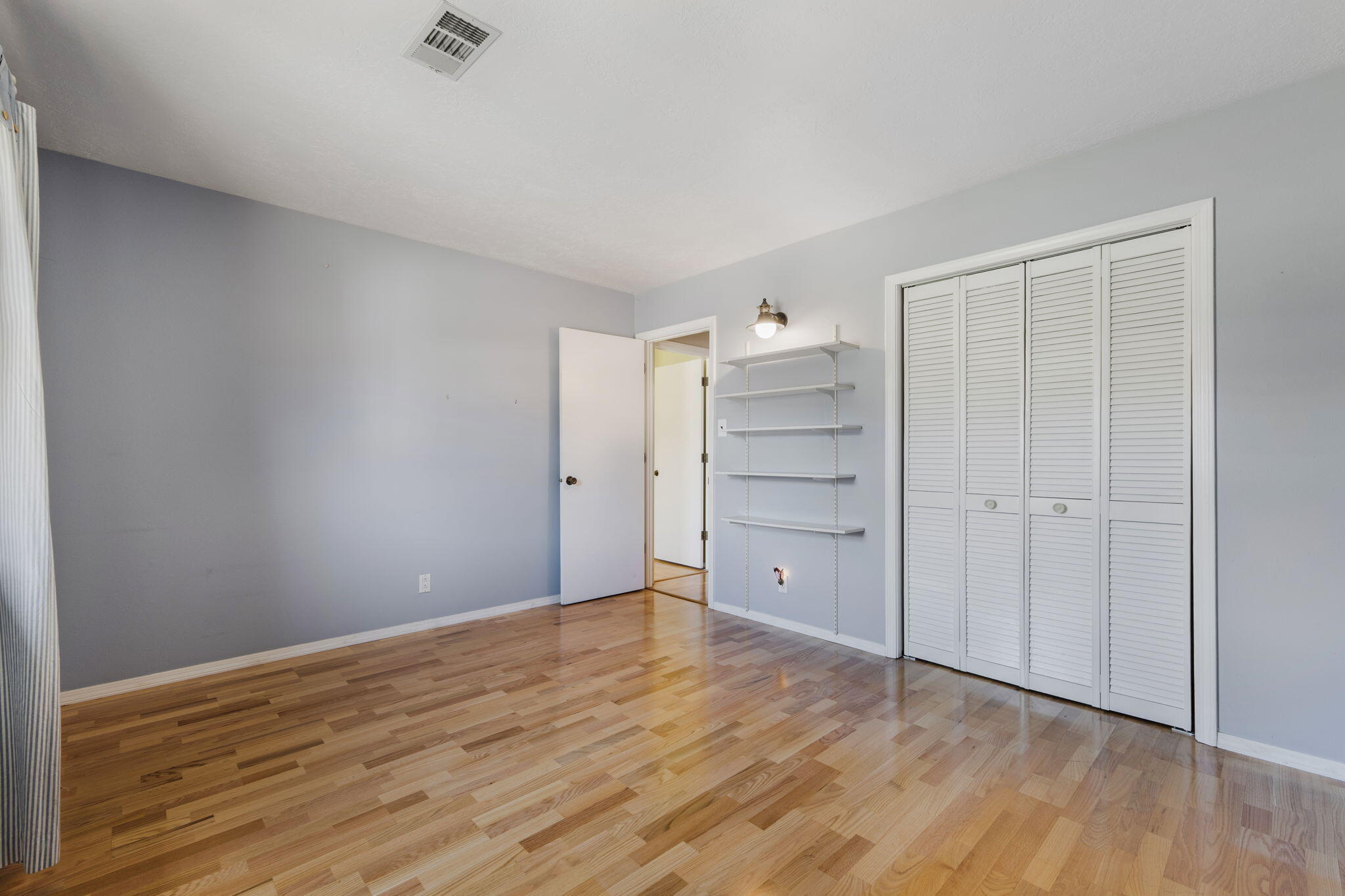 5337 Van Christopher Drive NE