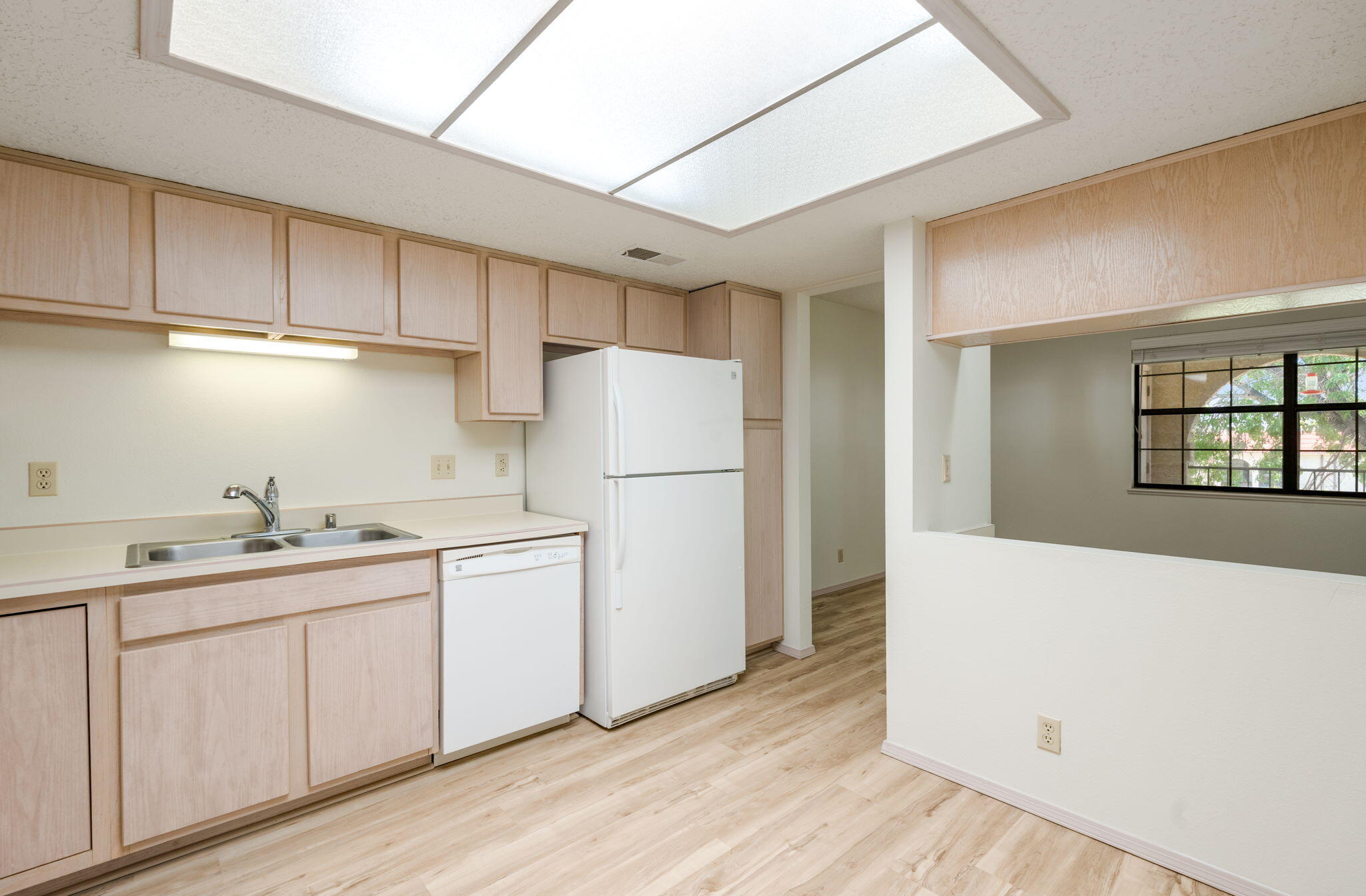 827 Country Club Drive SE APT 2B