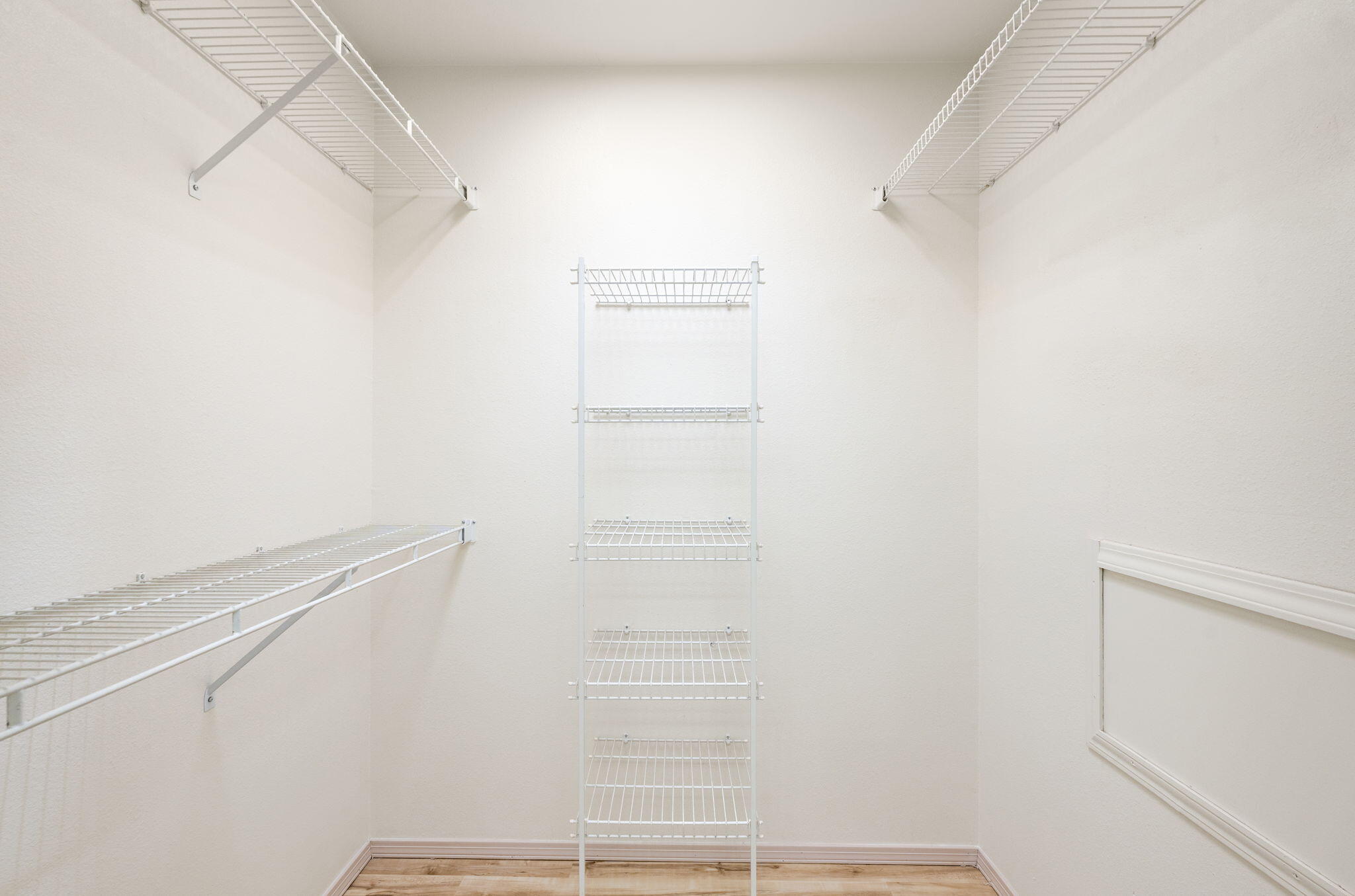 827 Country Club Drive SE APT 2B