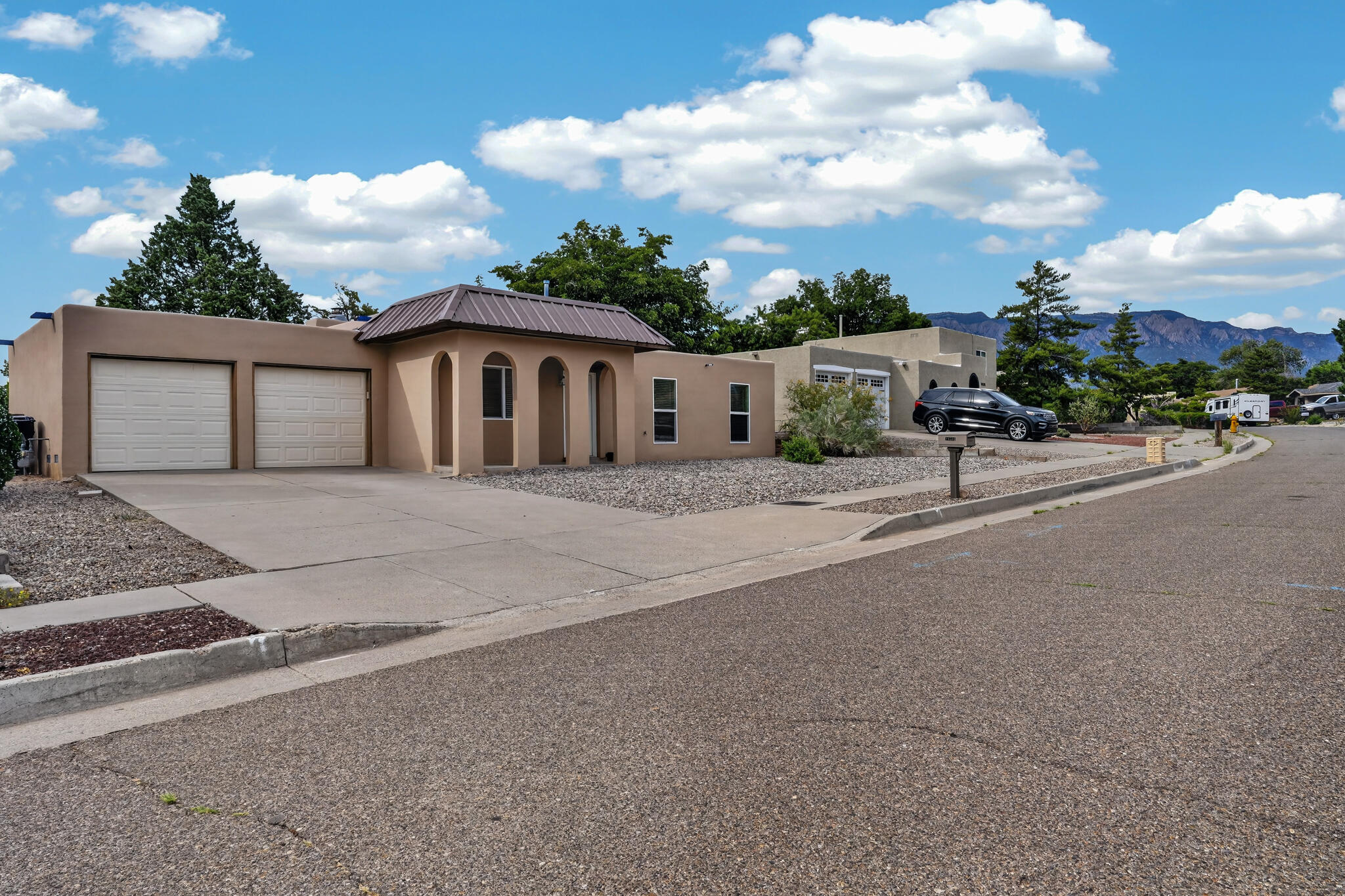 10501 Delicado Place NE