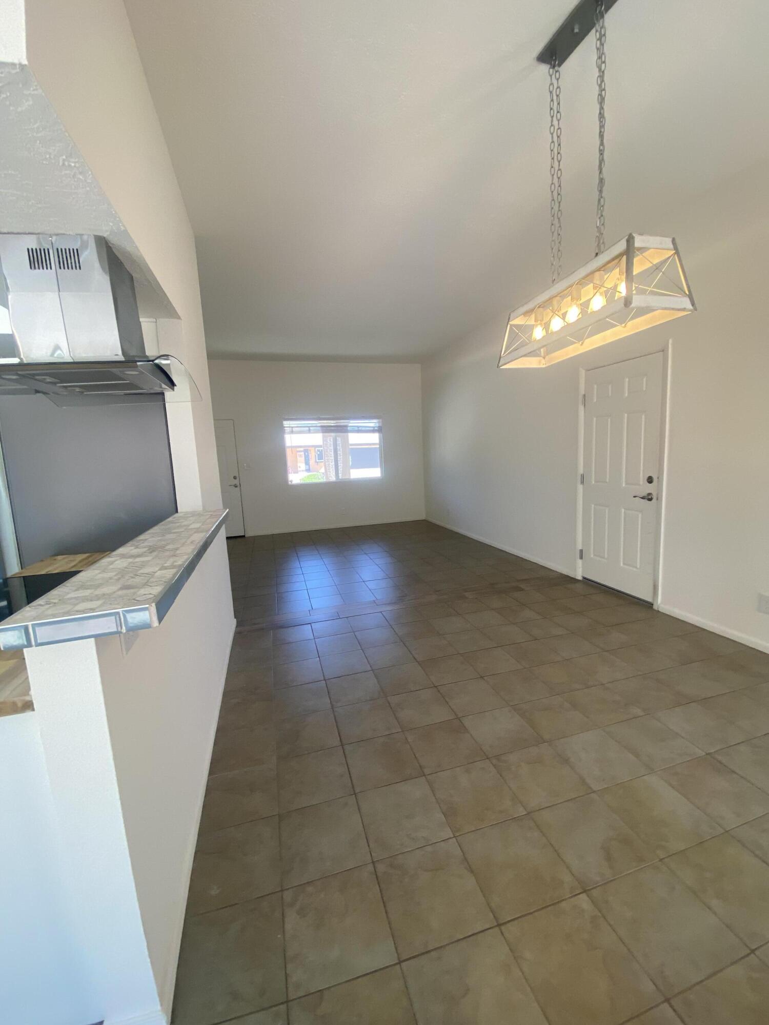 10501 Delicado Place NE