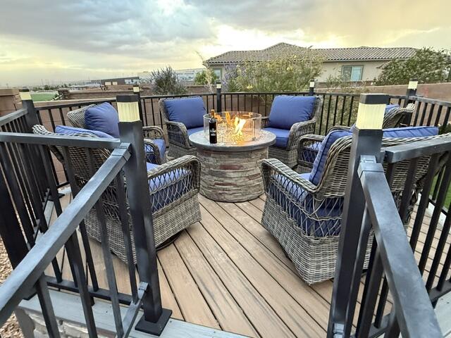 1600 Willow Canyon Trail NW