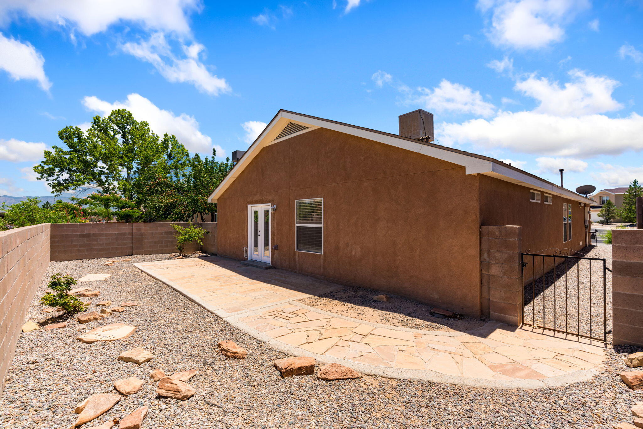 7419 Cripple Creek Road NW