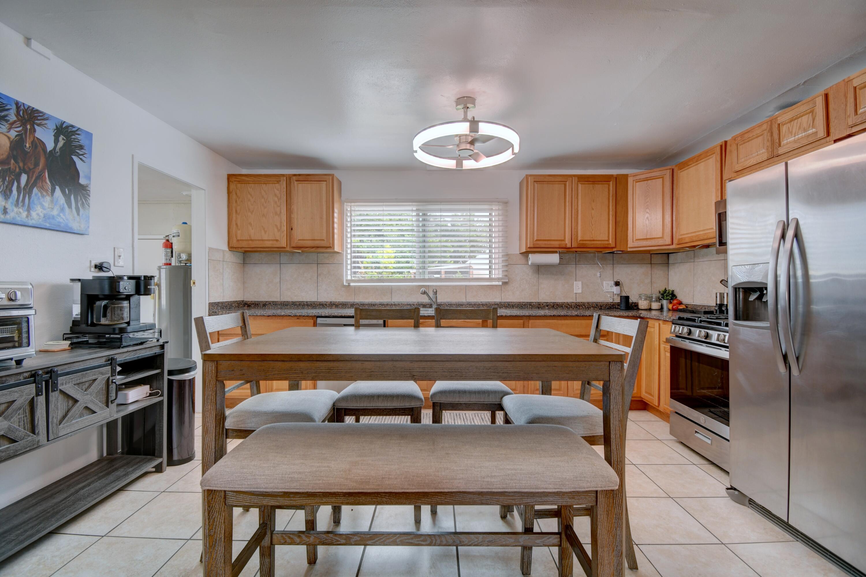 3802 Veranda Road NE