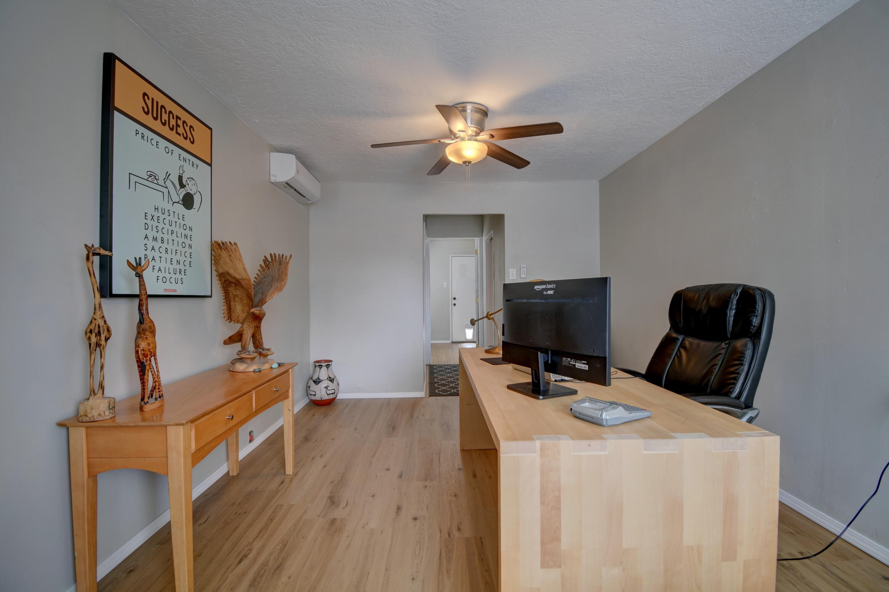 3802 Veranda Road NE