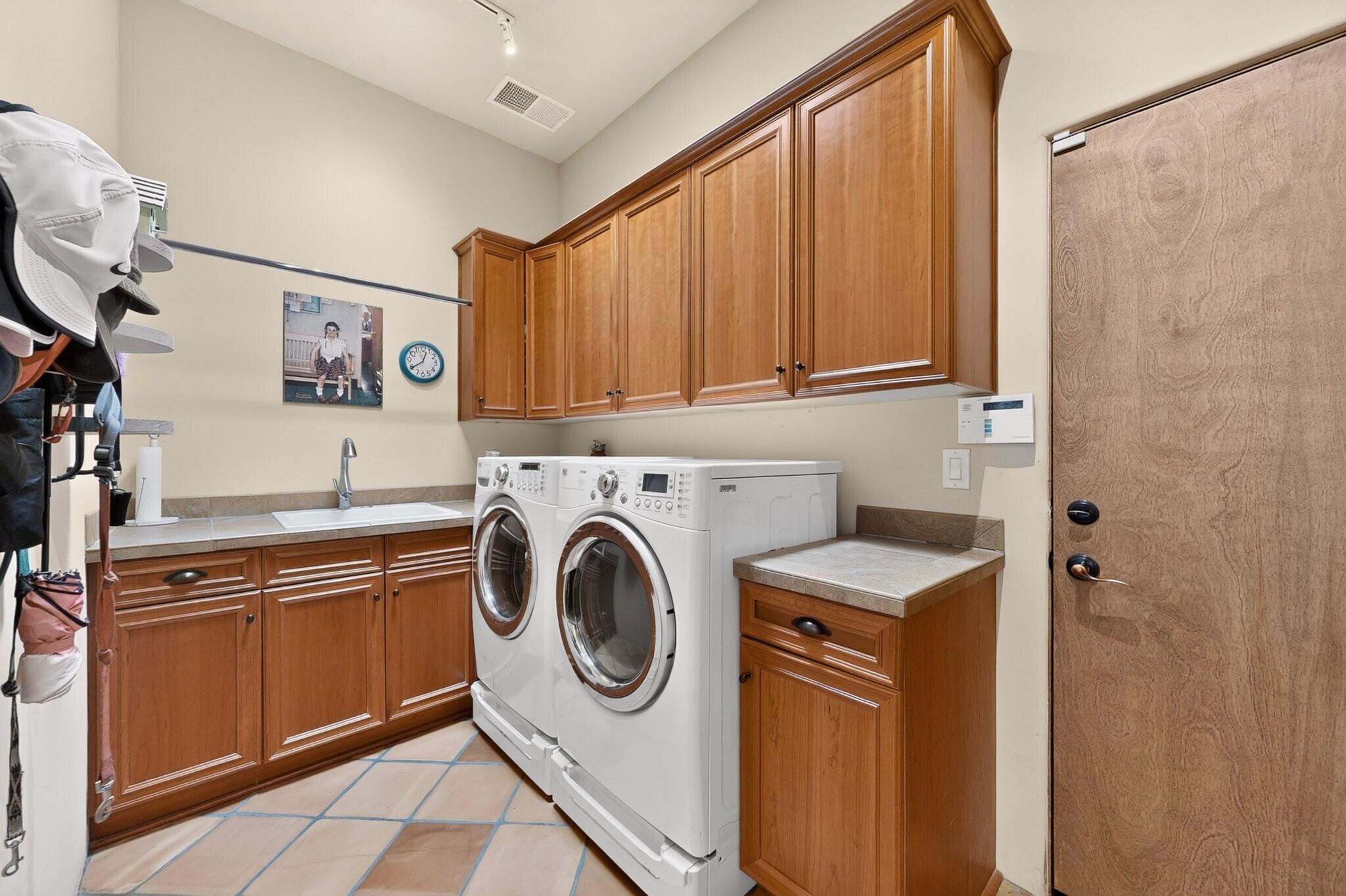 3009 Calle San Angel NW