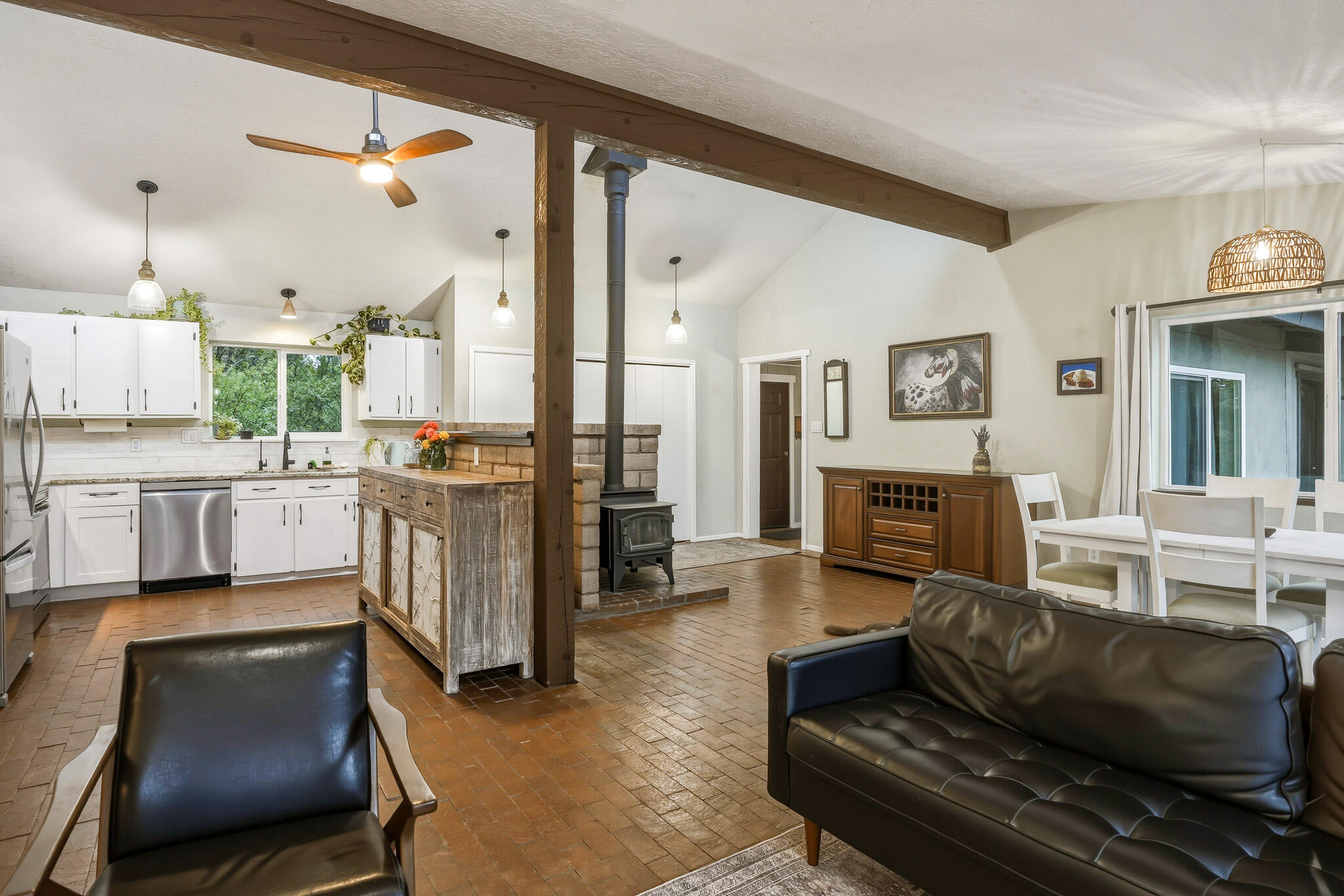 6 Oak Place