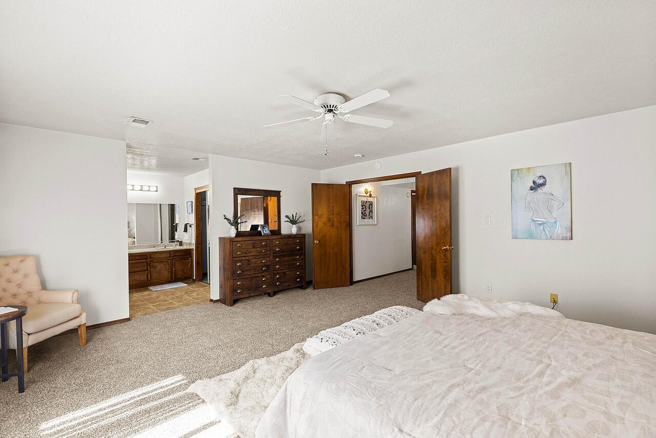 4112 Blue Ridge Place NE