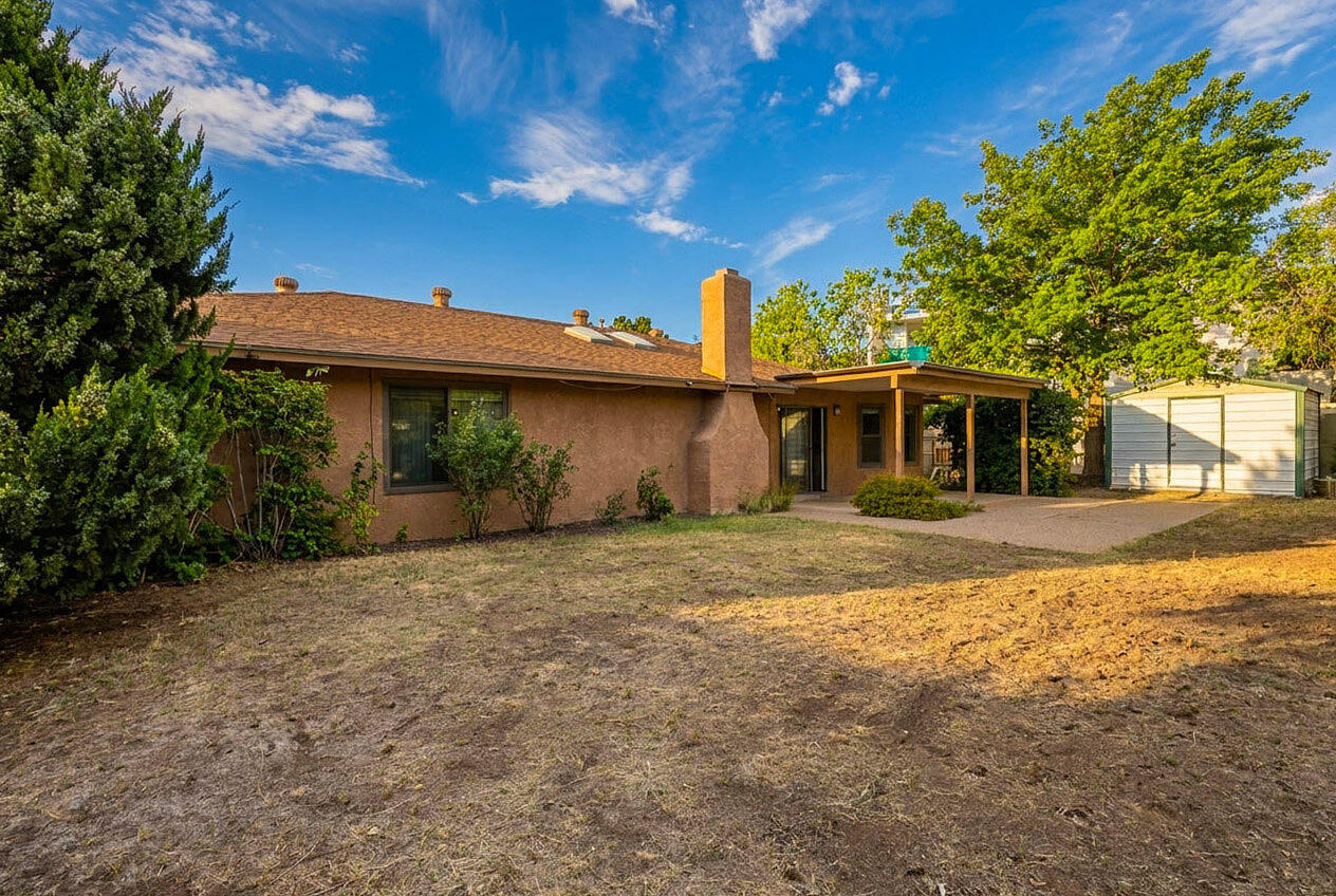 4112 Blue Ridge Place NE