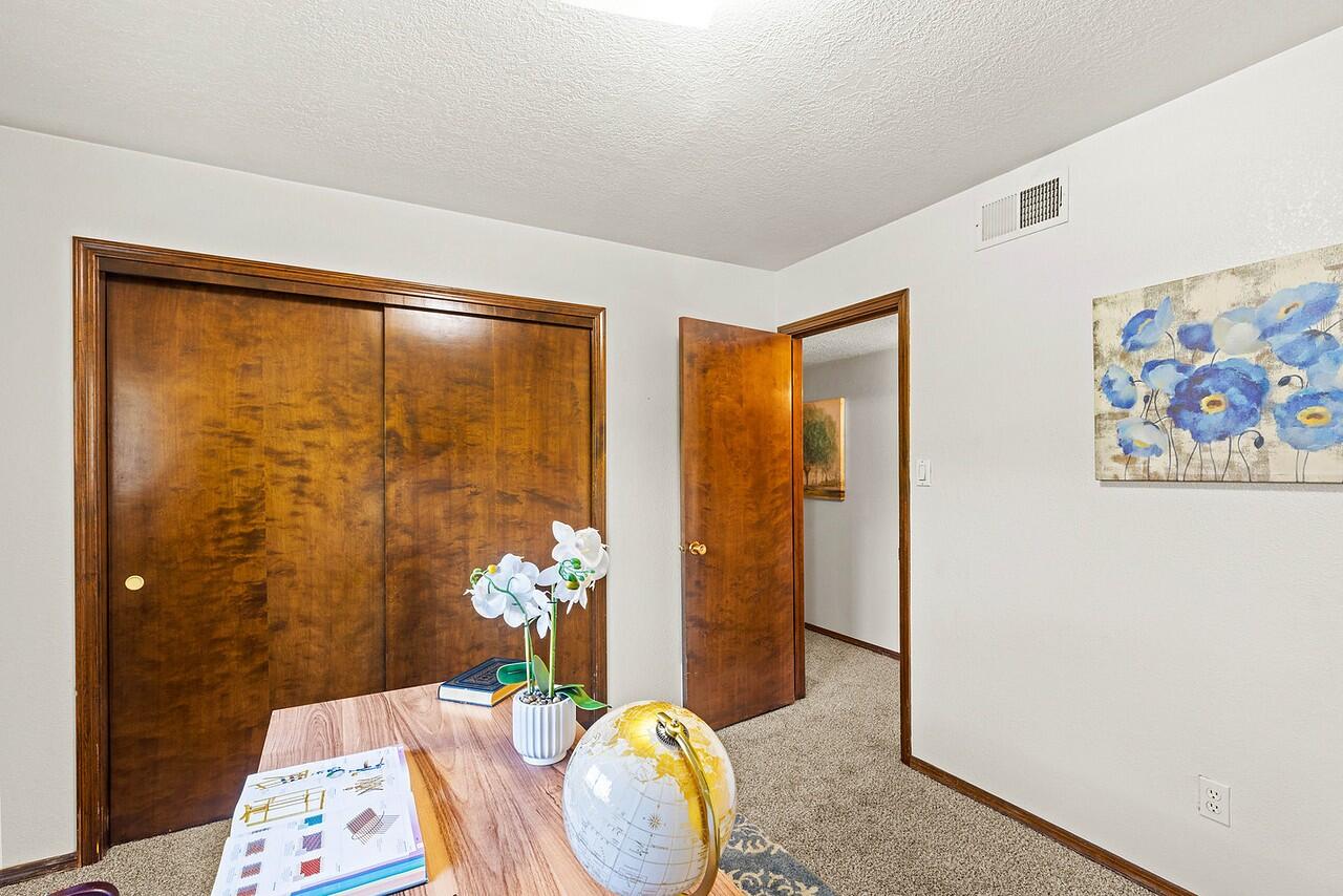 4112 Blue Ridge Place NE