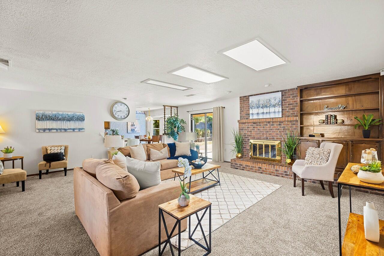 4112 Blue Ridge Place NE