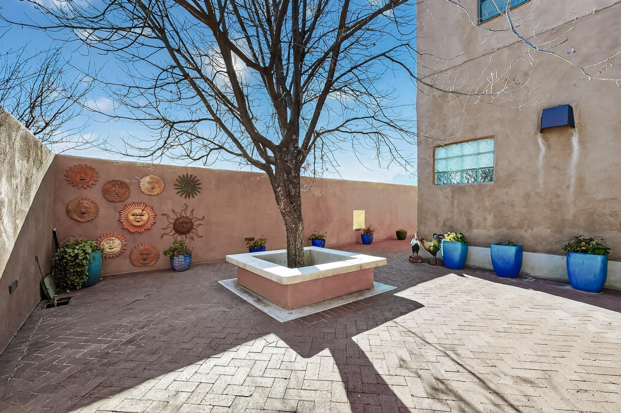 1711 El Camino Real Street