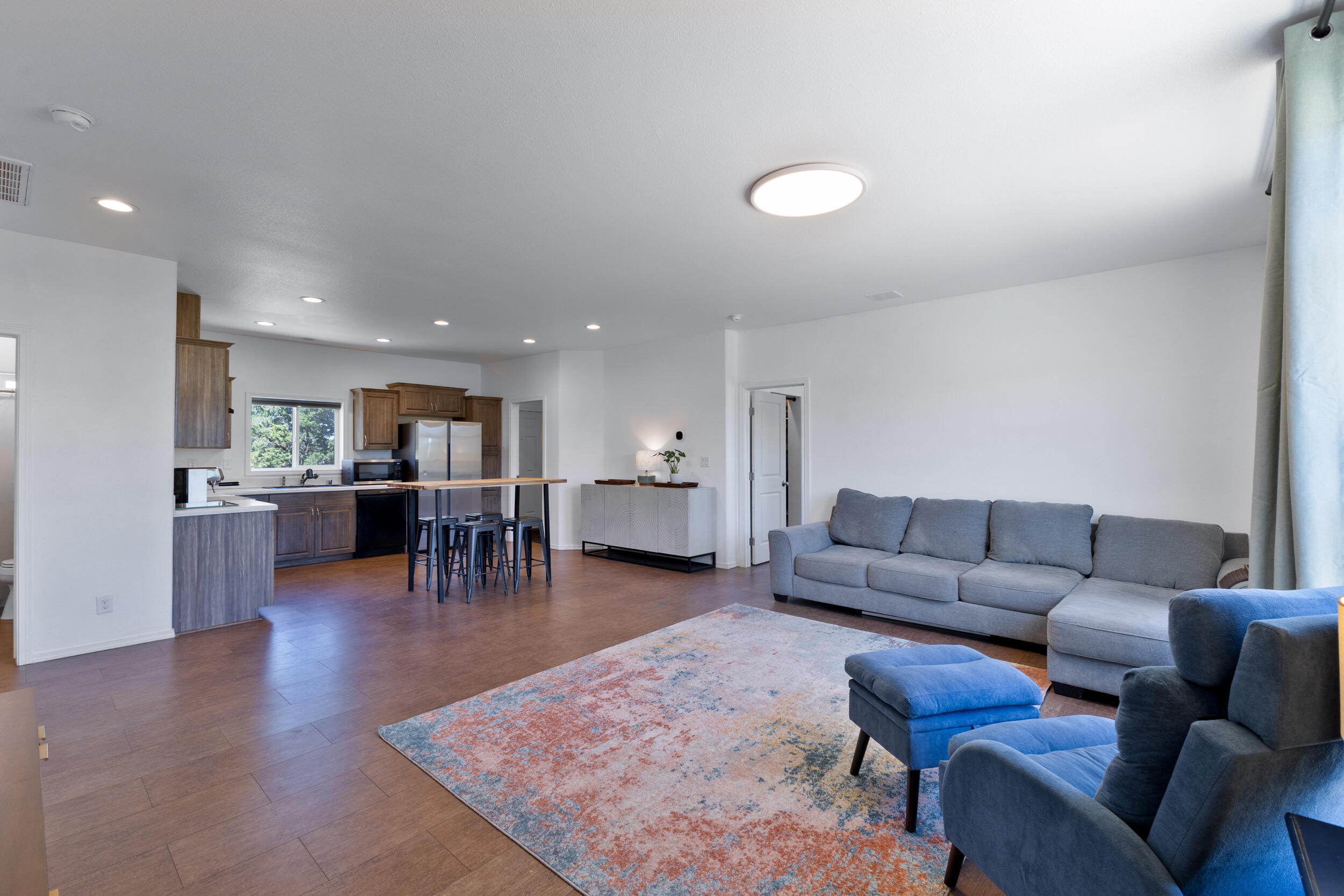 4585 La Madera Road