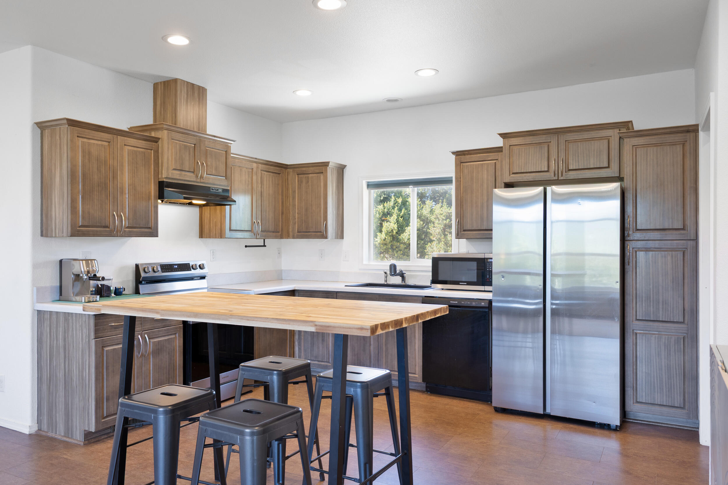 4585 La Madera Road