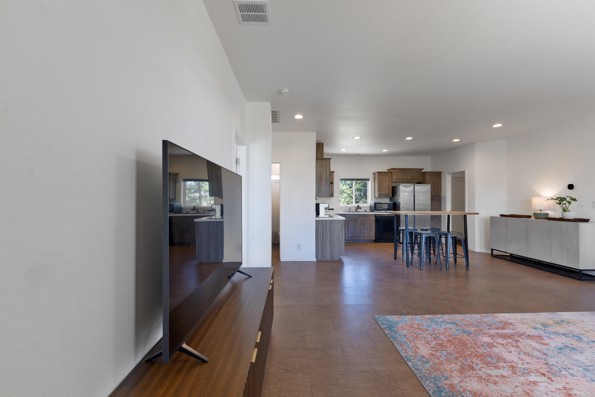 4585 La Madera Road