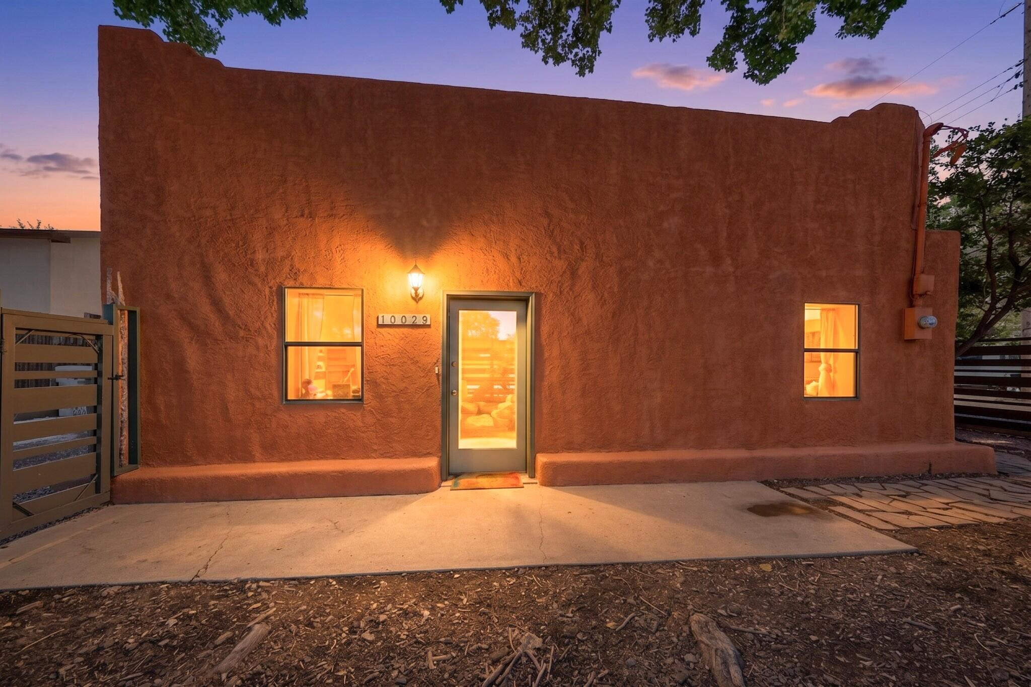 10029 Guadalupe Trail NW