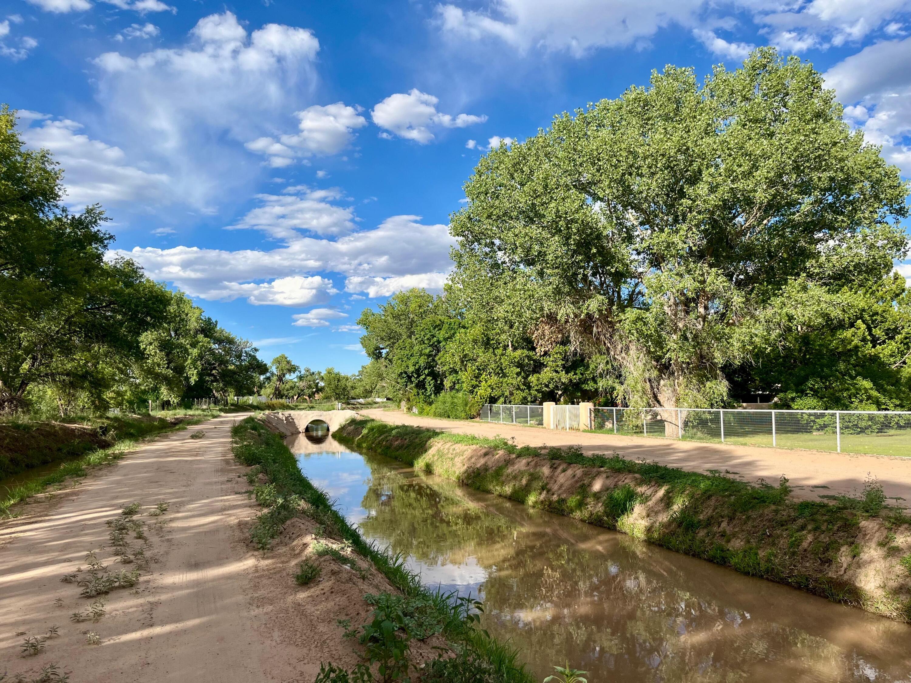 10029 Guadalupe Trail NW