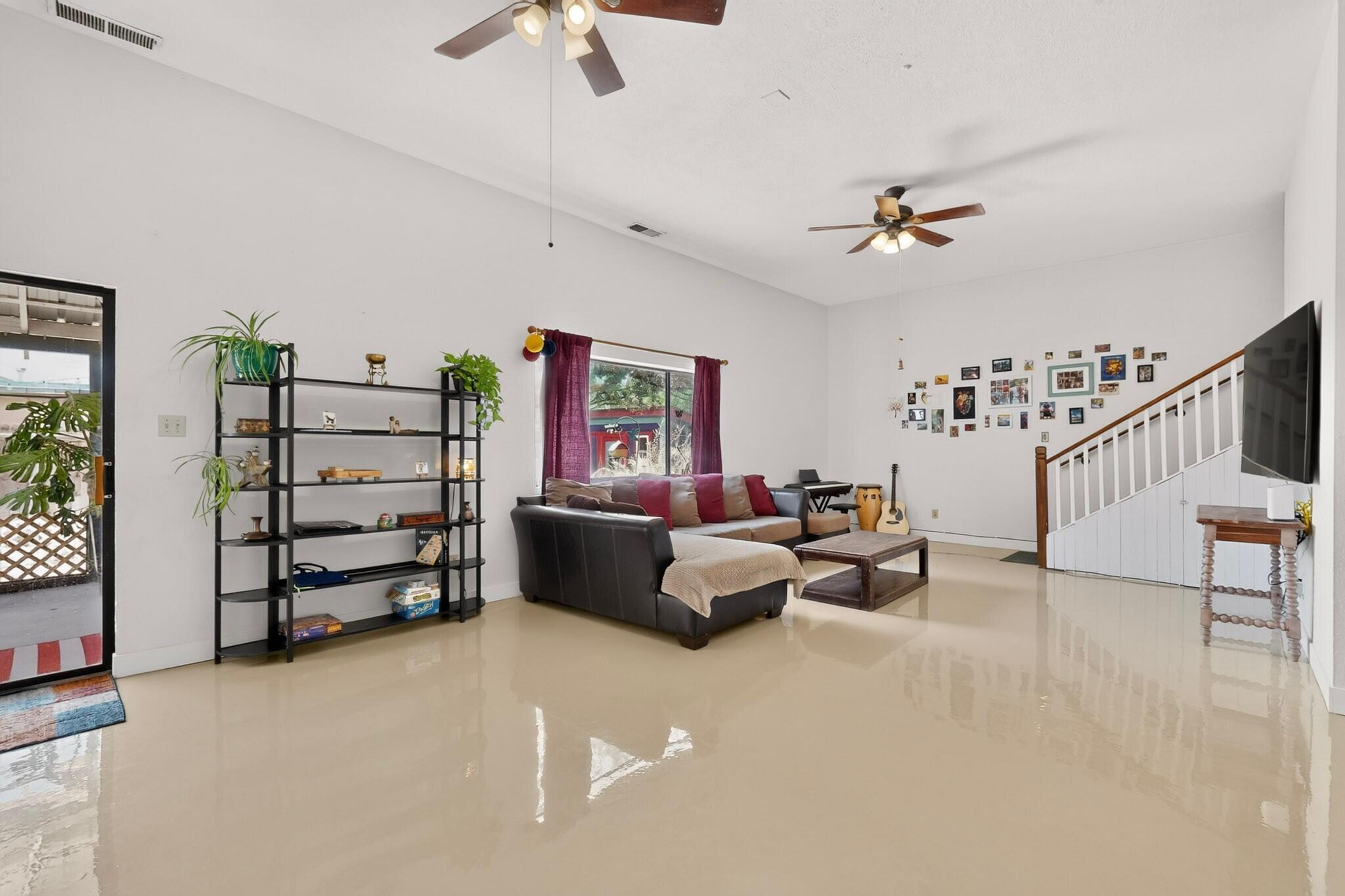 10029 Guadalupe Trail NW