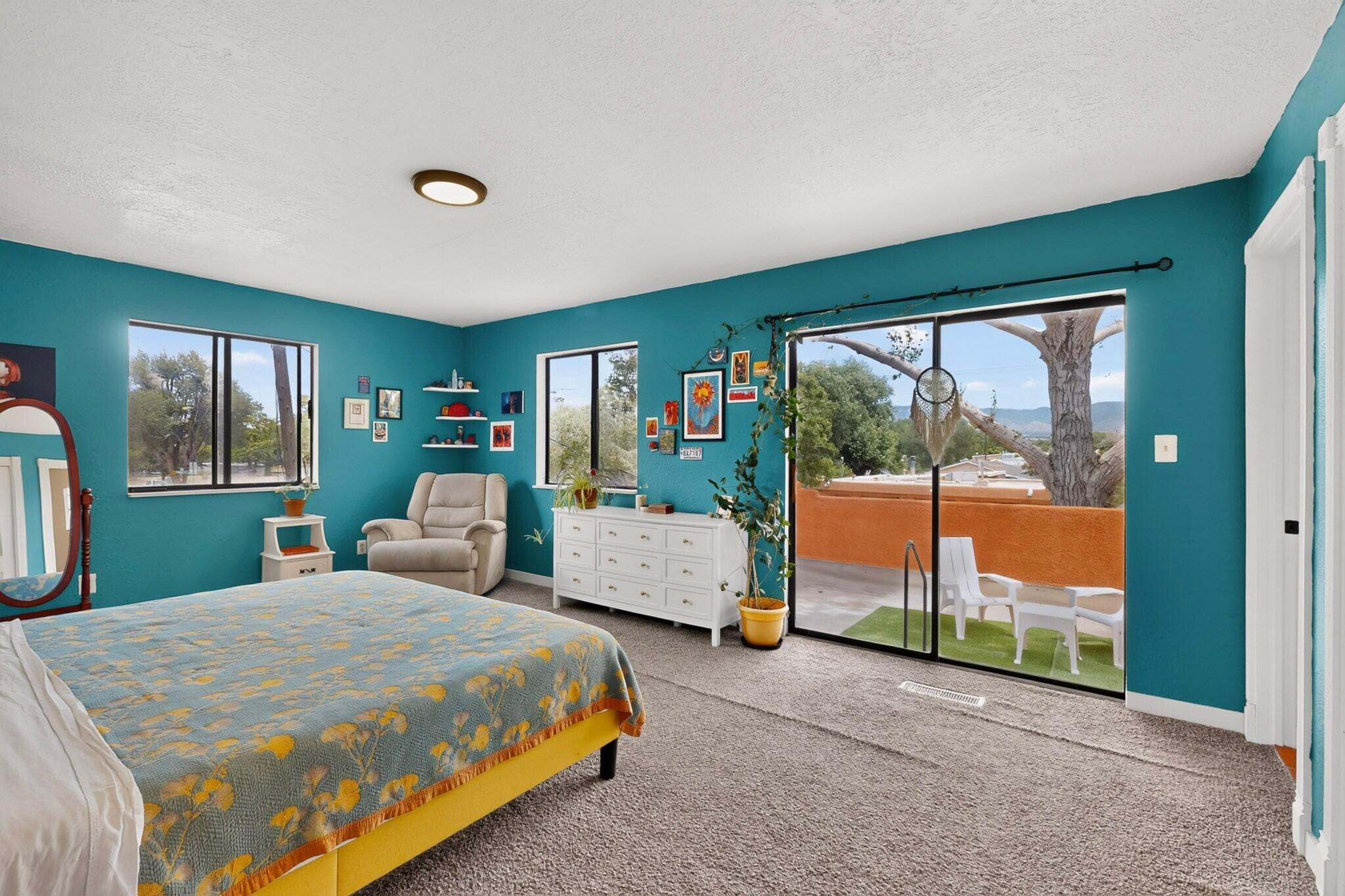 10029 Guadalupe Trail NW