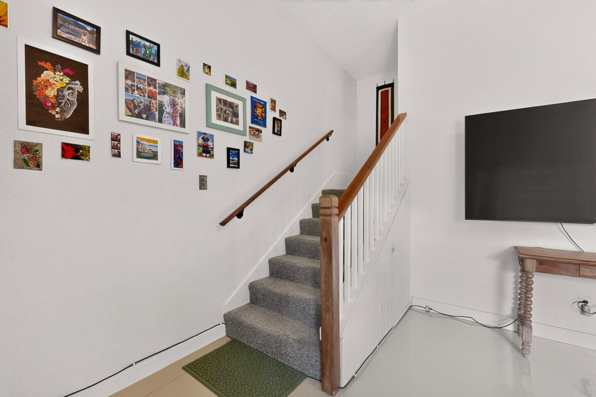 10029 Guadalupe Trail NW