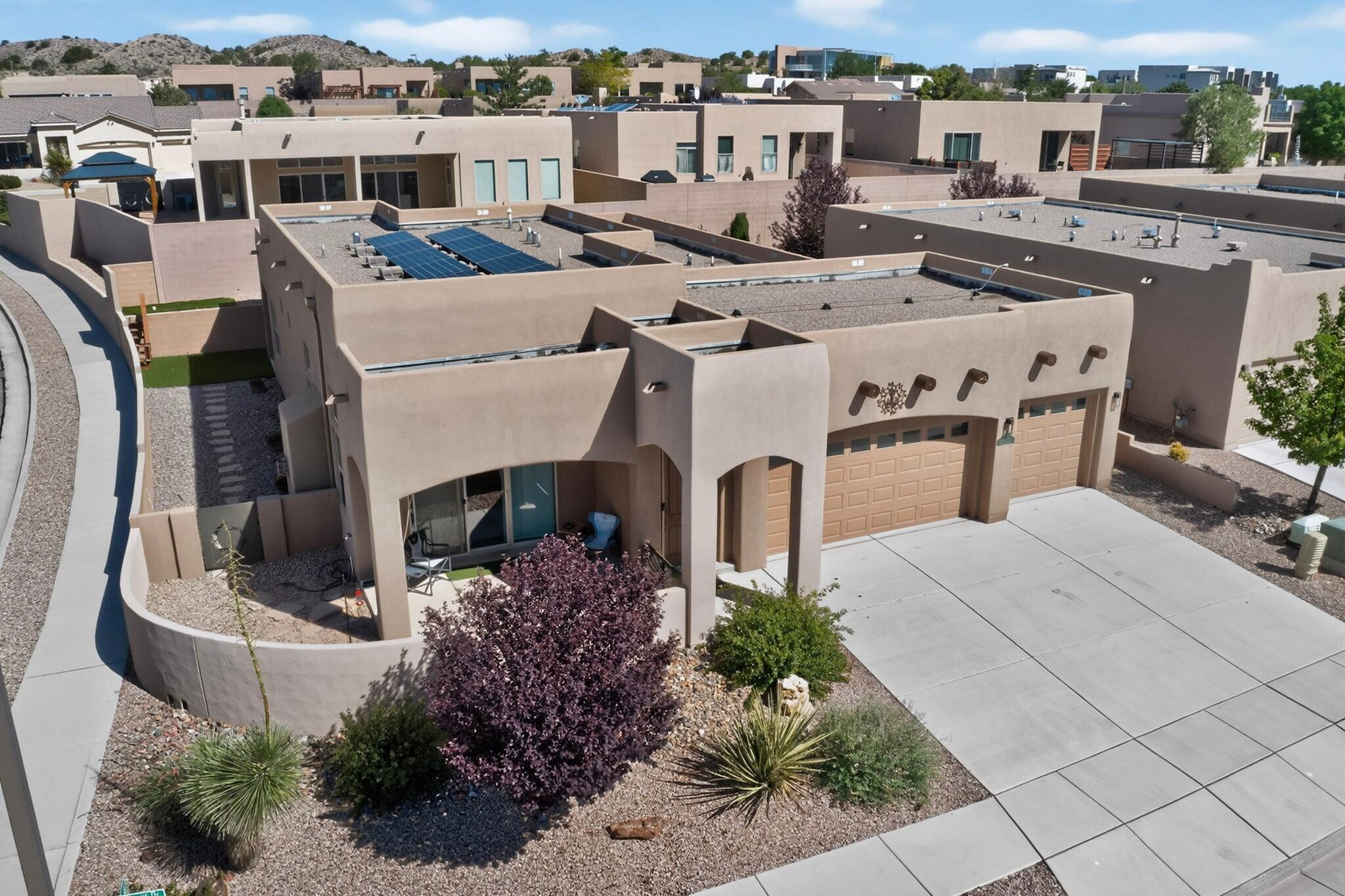 6101 Santa Fe Trail Drive NE