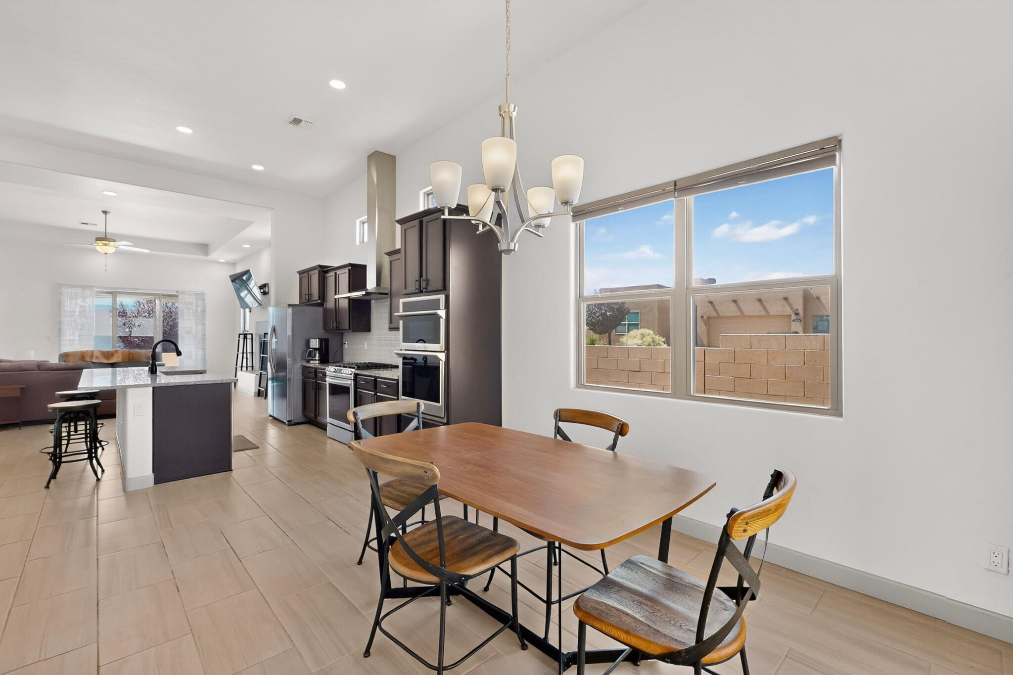 6101 Santa Fe Trail Drive NE