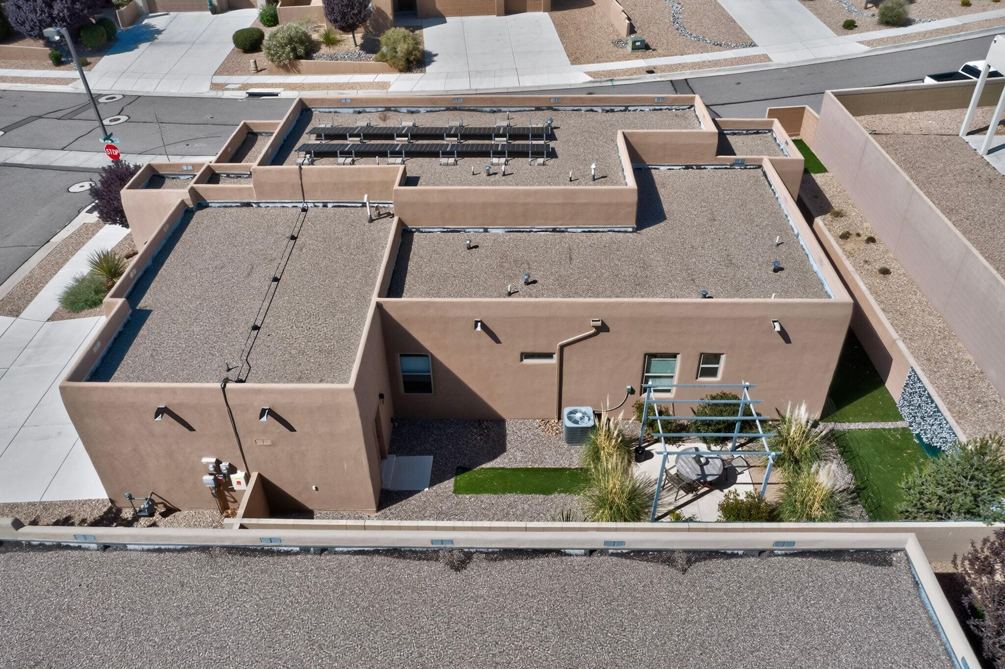 6101 Santa Fe Trail Drive NE
